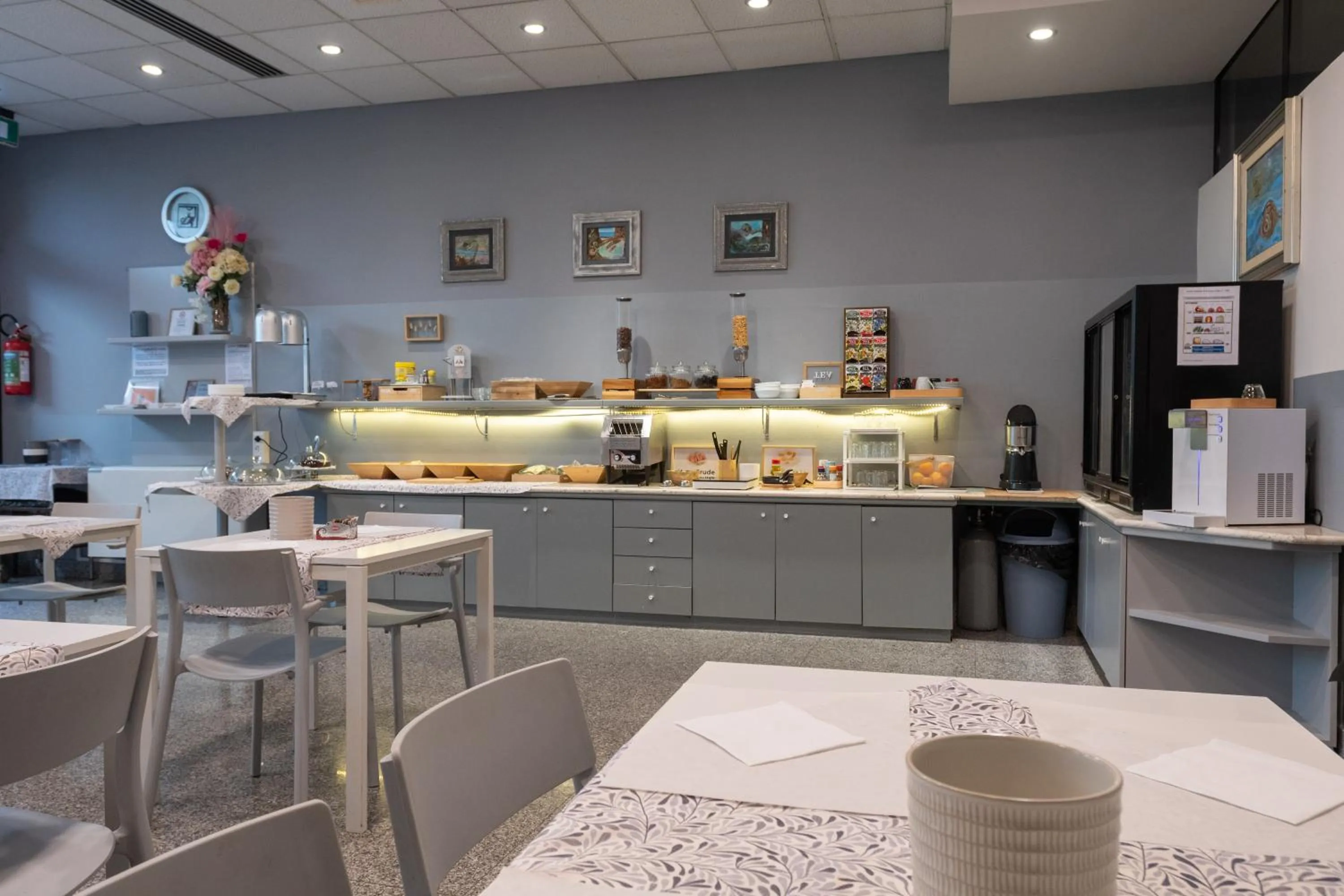 Breakfast in Hotel Baffo Rosso