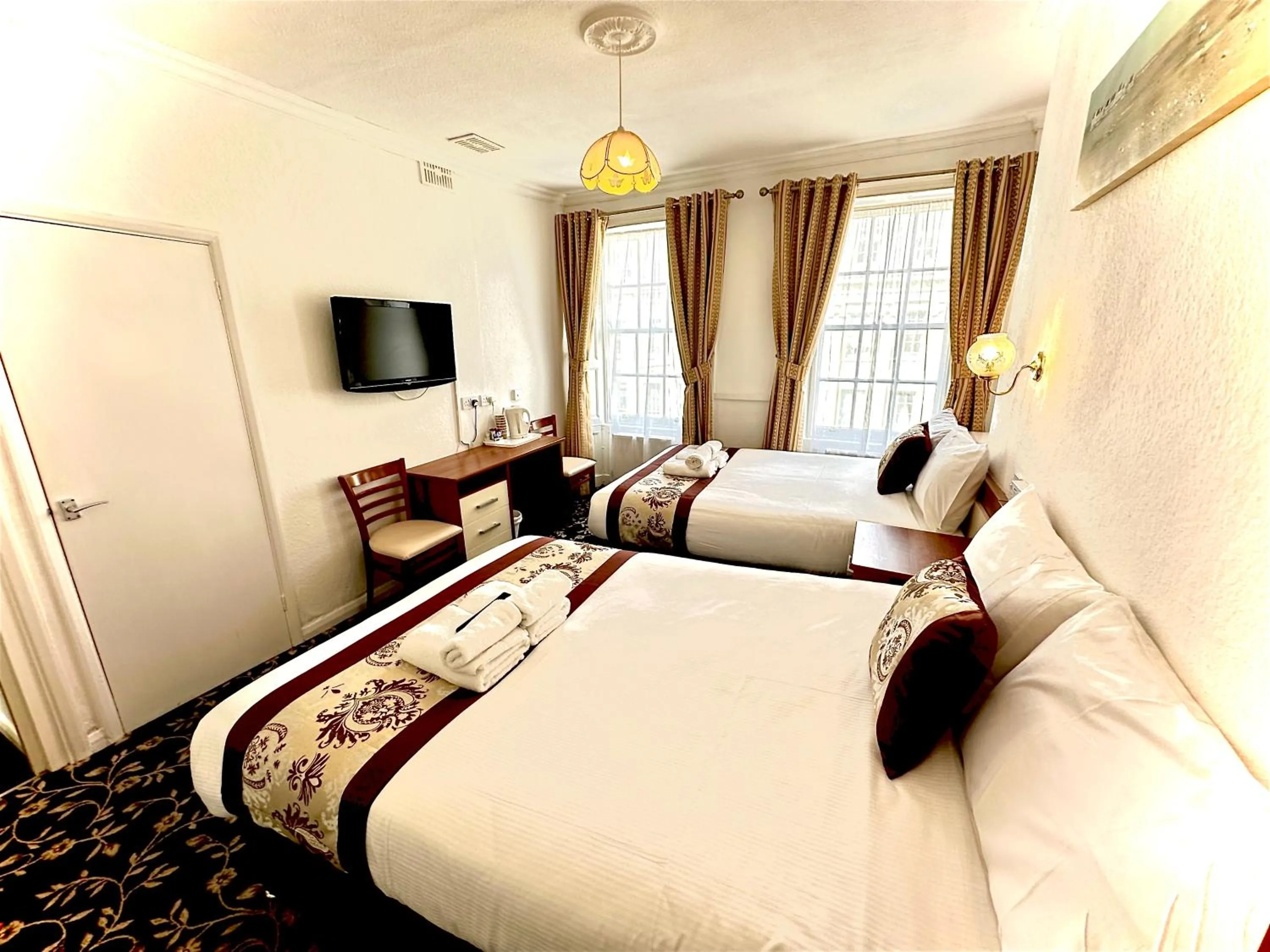 Bed in Andorra Guest Accommodation