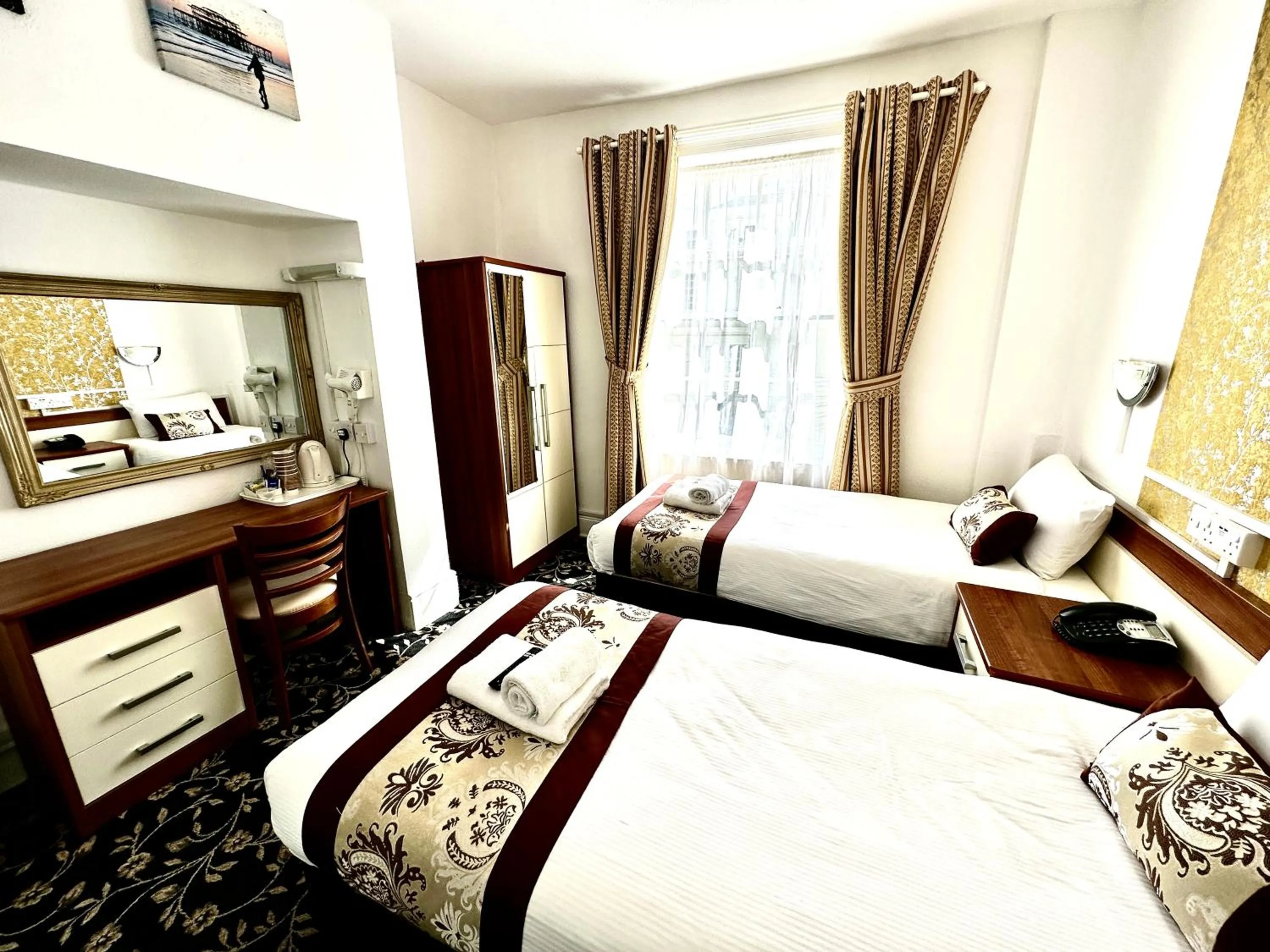 Bed in Andorra Guest Accommodation