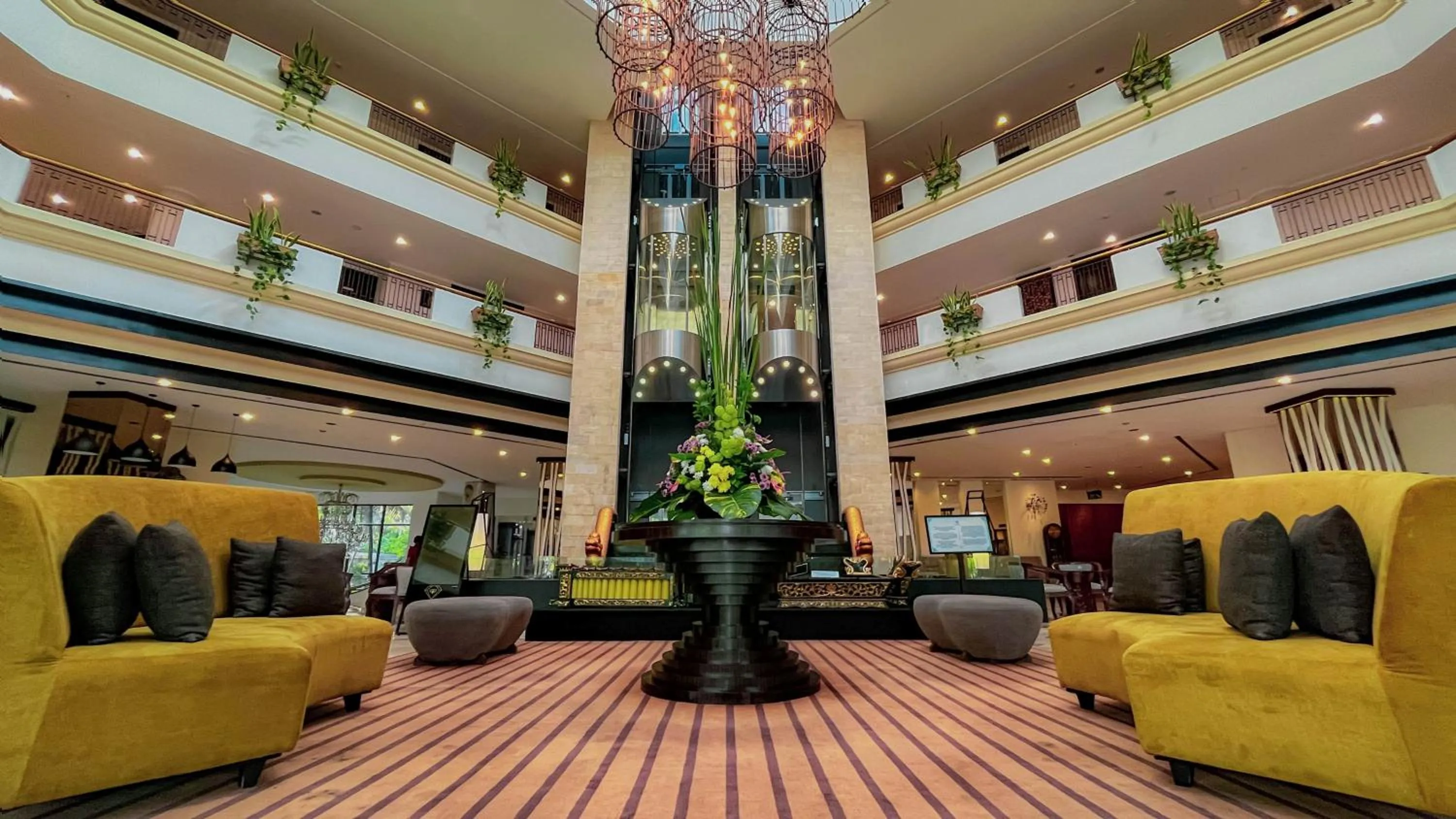 Living room in Grand Diamond Hotel Yogyakarta