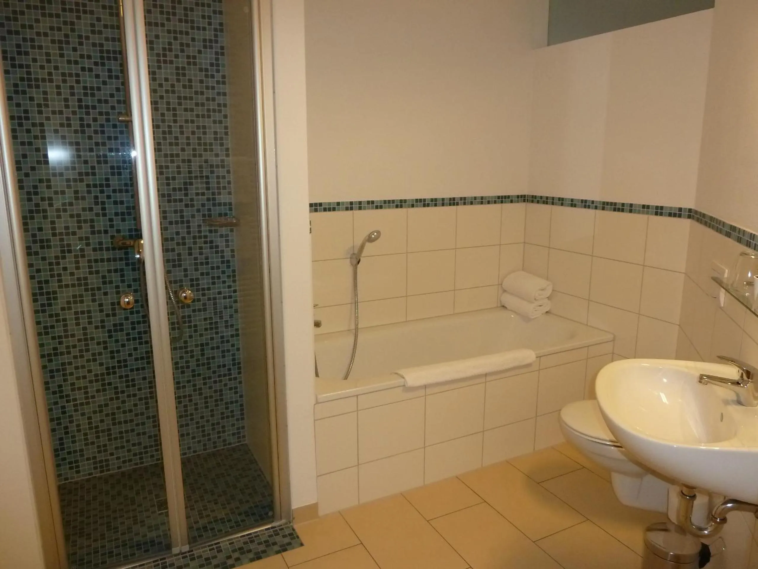 Bathroom in Hotel Goor und Apartmenthaus
