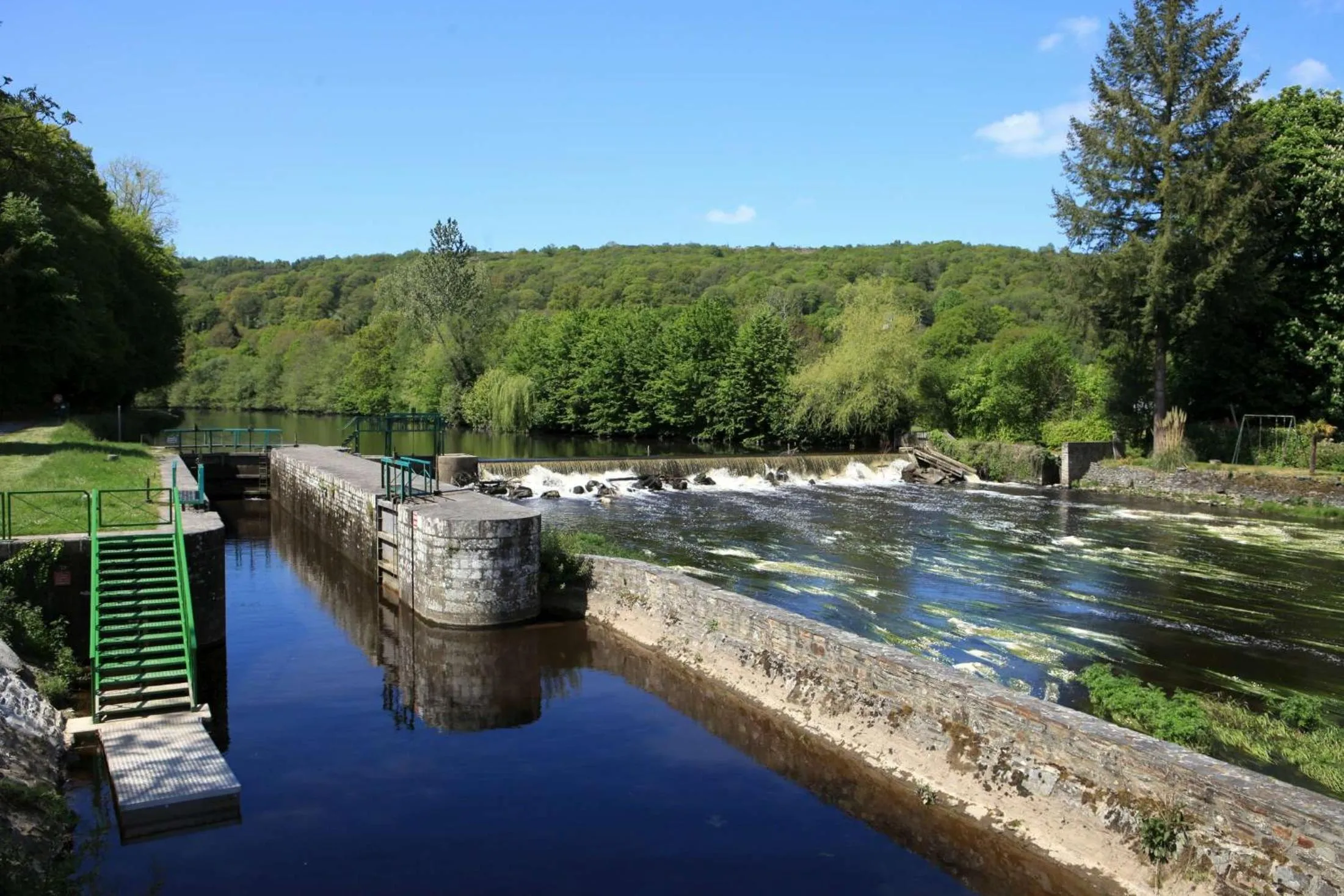 Nearby landmark in Brb