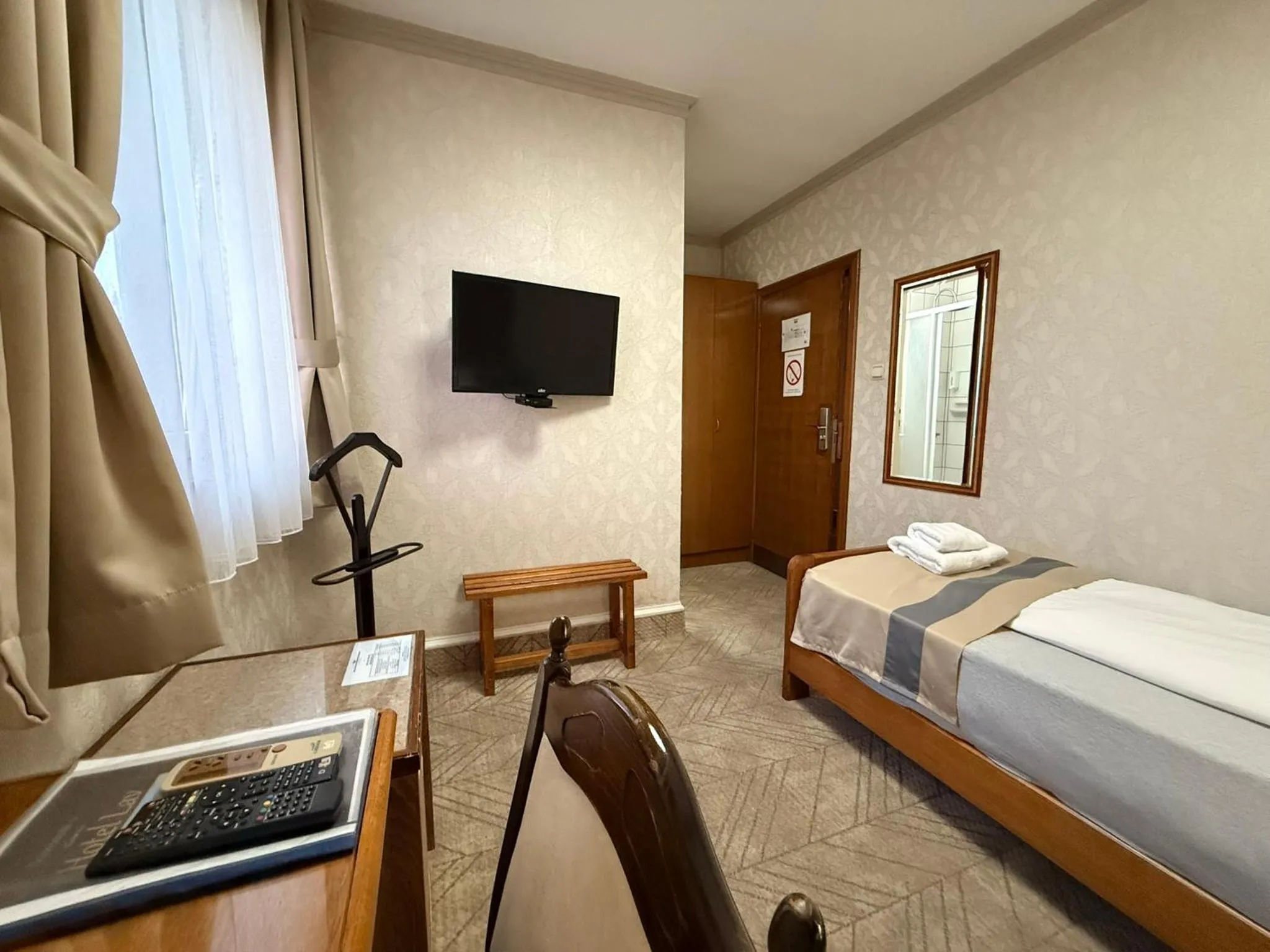 Bedroom, Bed in Garni Hotel Lav