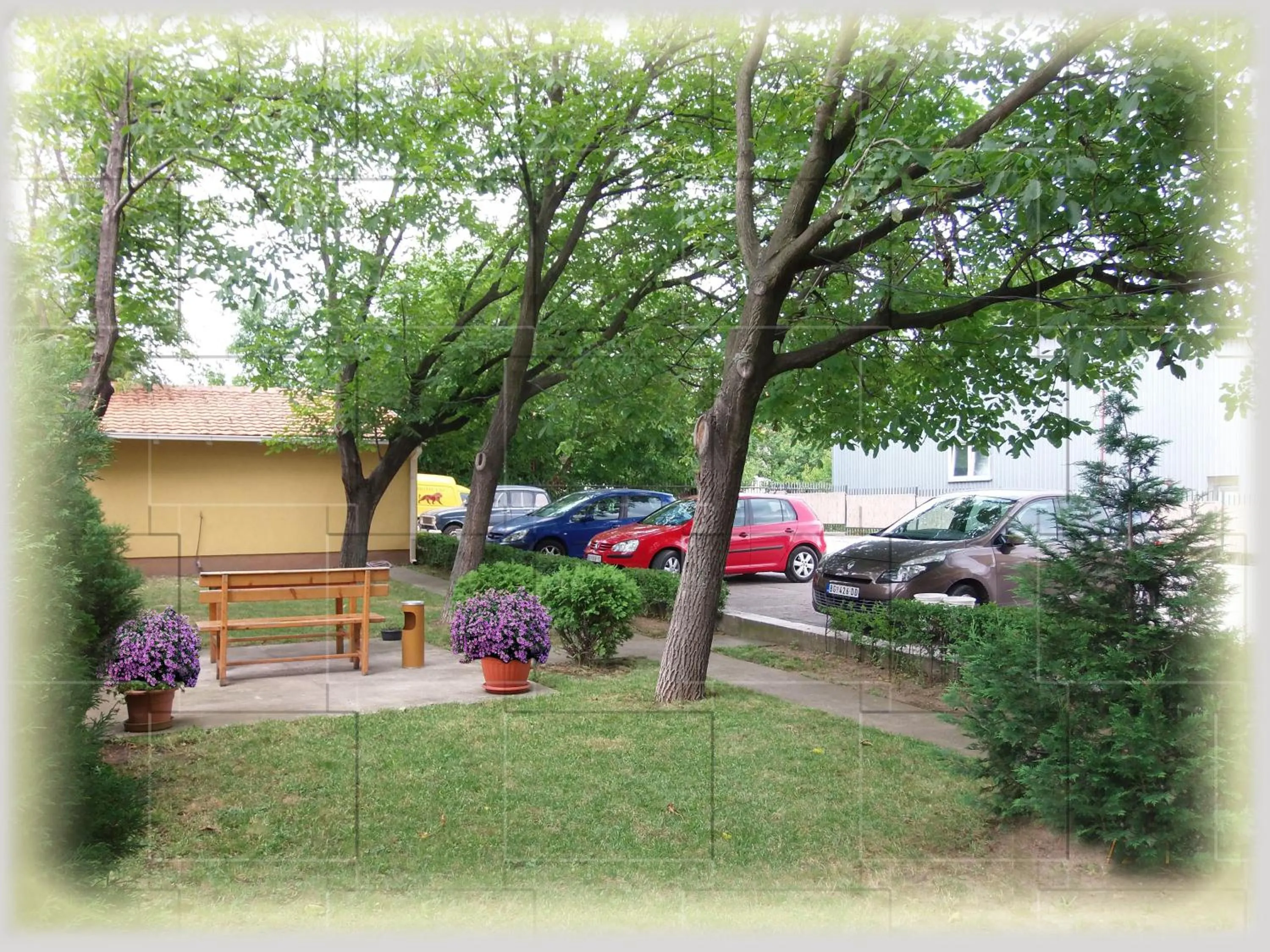 Facade/entrance in Garni Hotel Lav