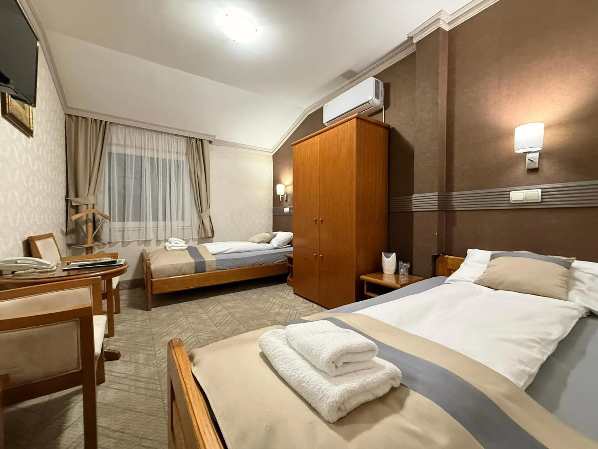 Bedroom, Bed in Garni Hotel Lav