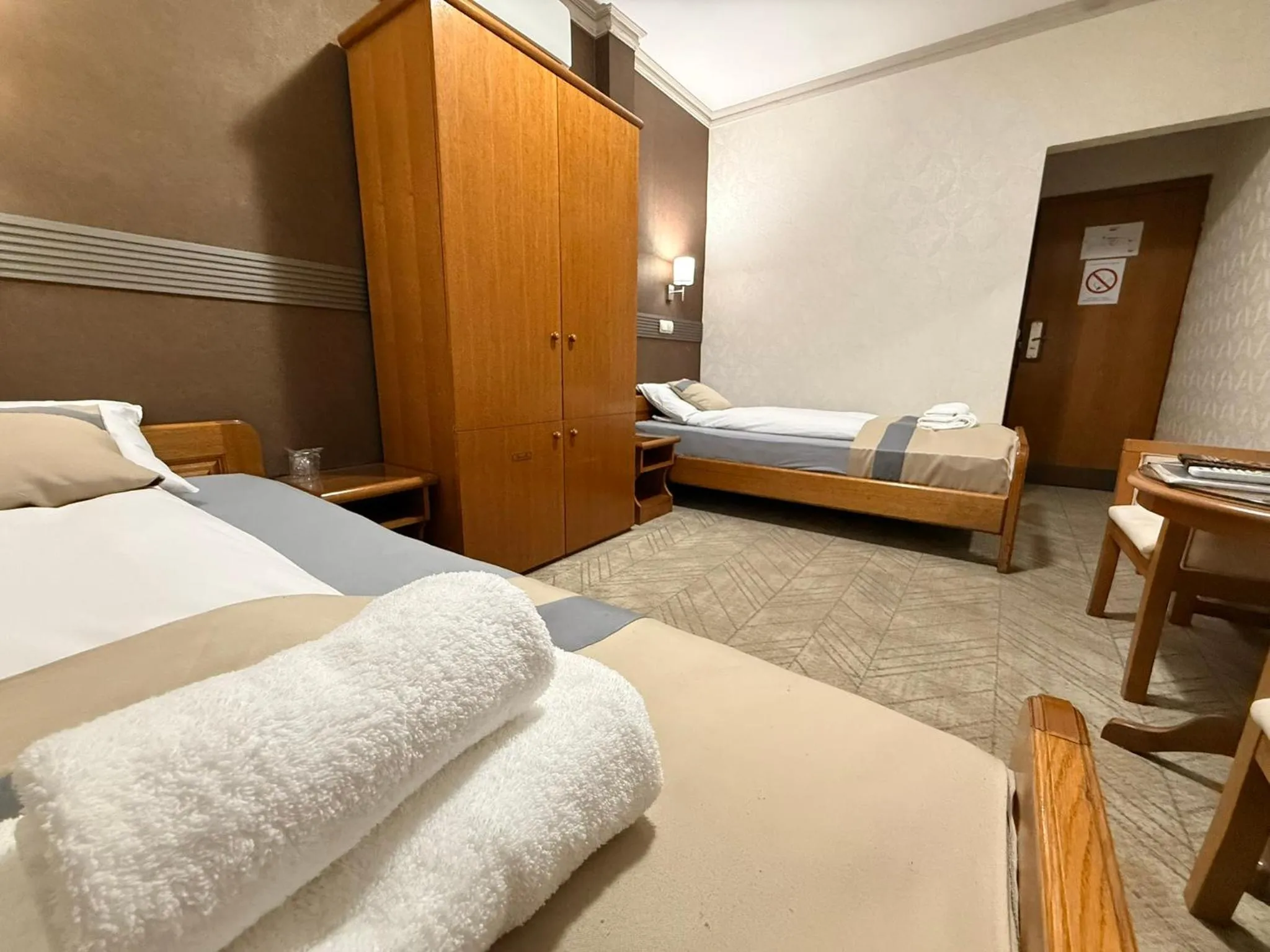 Bedroom, Bed in Garni Hotel Lav