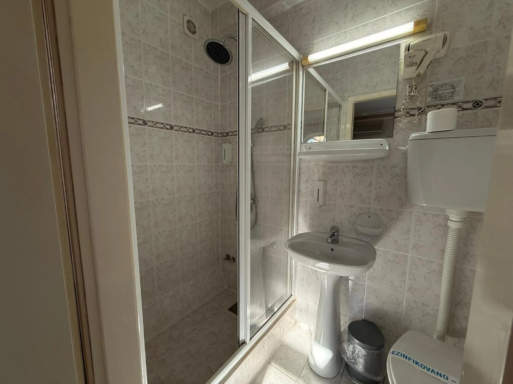 Bathroom in Garni Hotel Lav