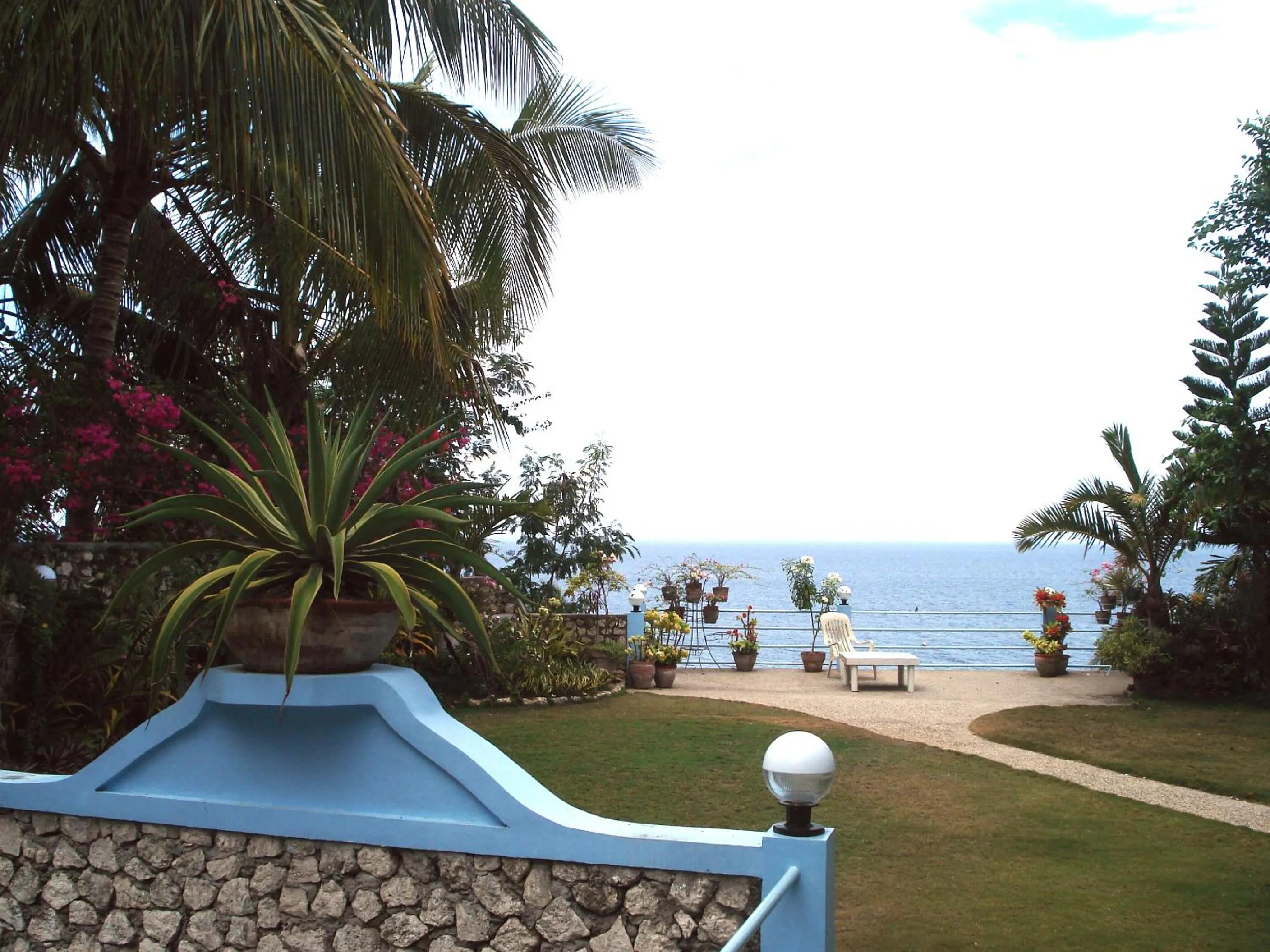 Garden in High Steps Pension