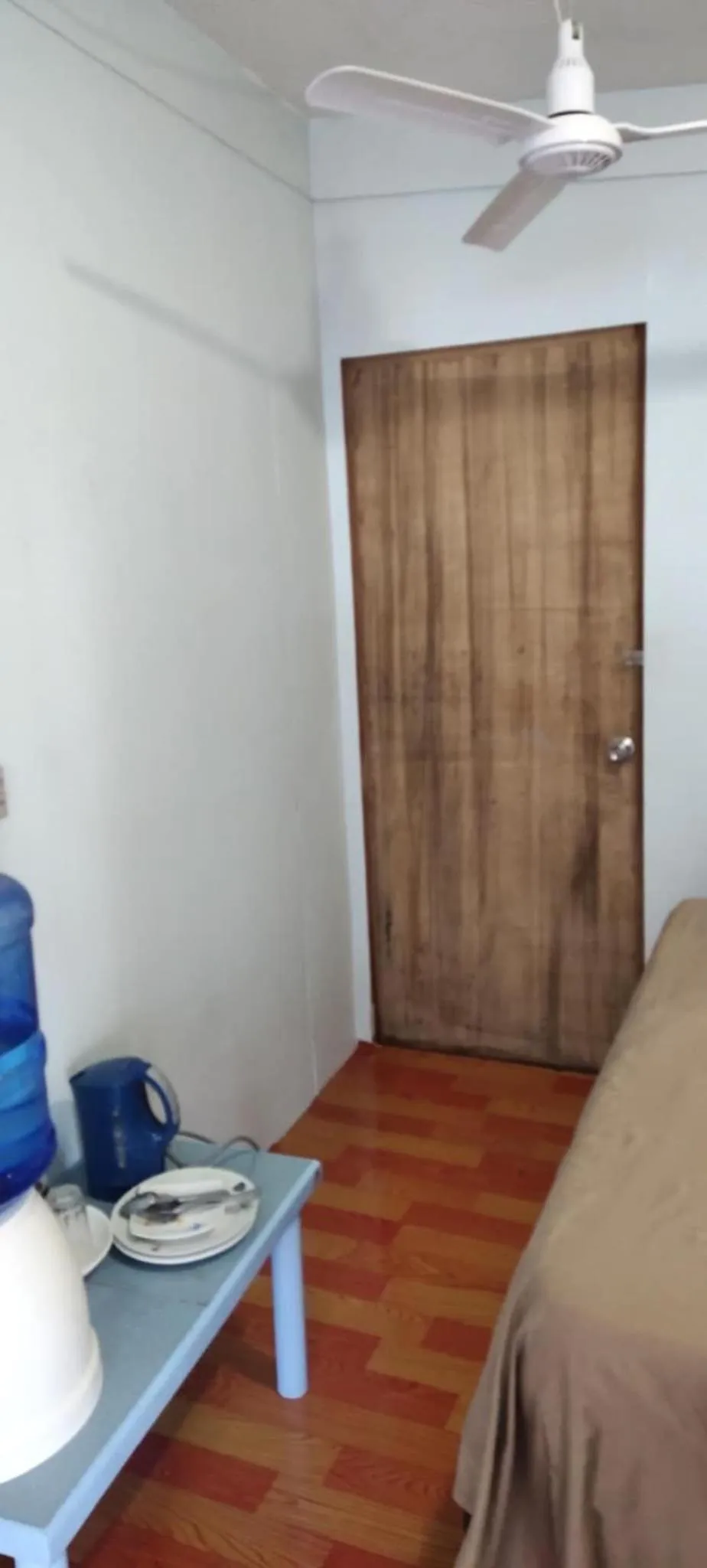 Bedroom, Bed in High Steps Pension