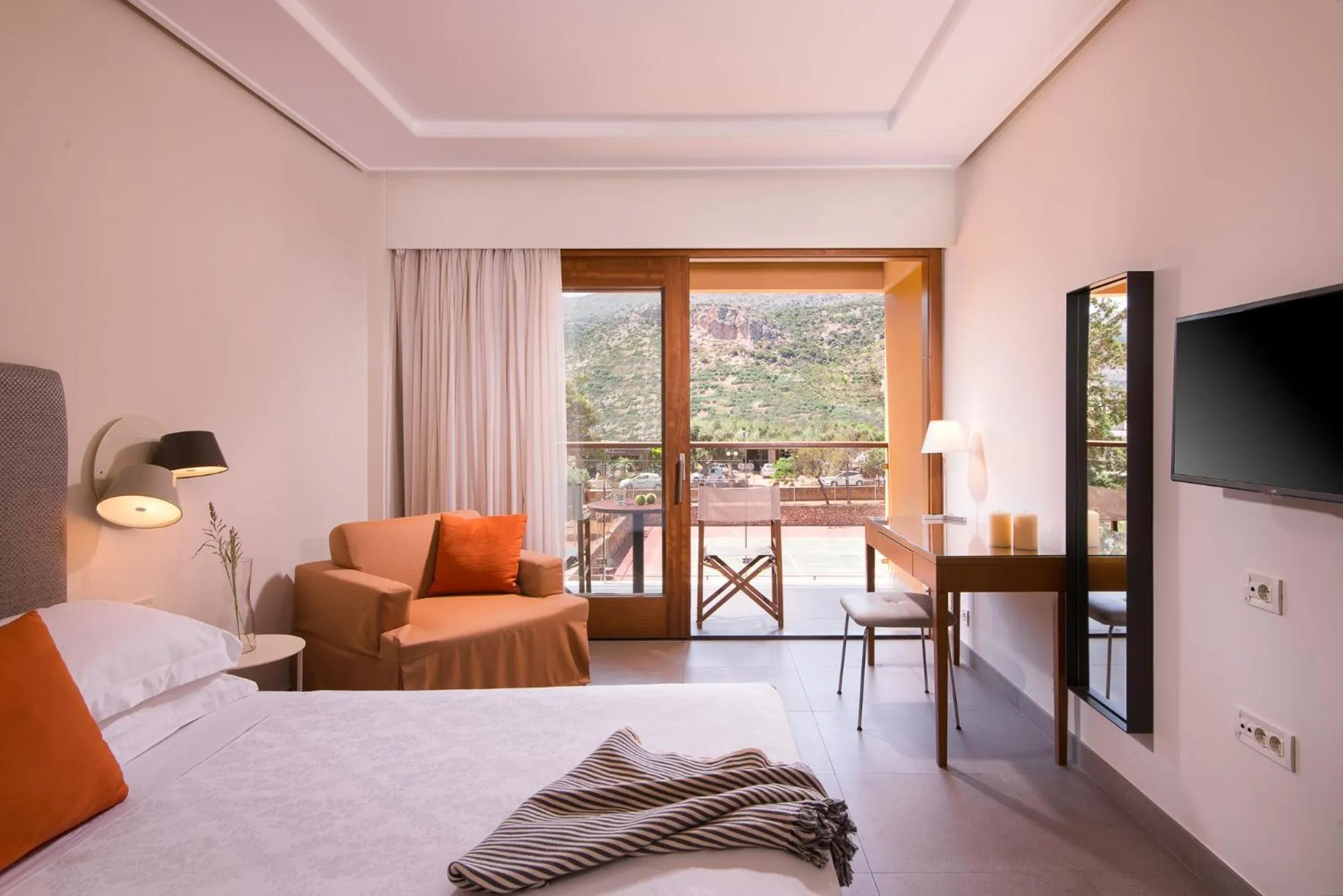 Bed in Kernos Beach Hotel & Bungalows