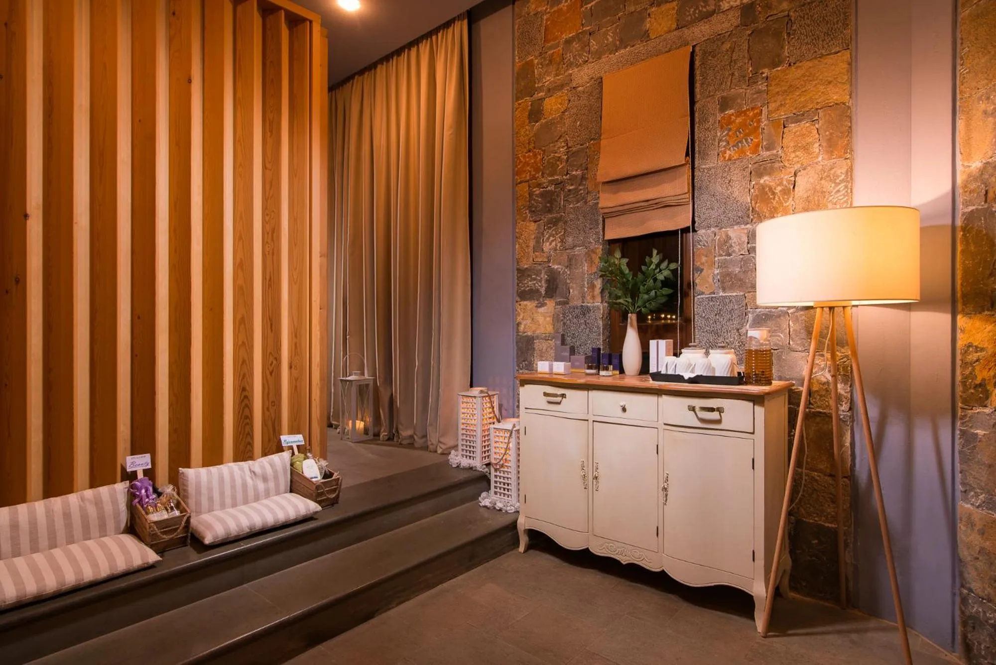 Spa and wellness centre/facilities in Kernos Beach Hotel & Bungalows