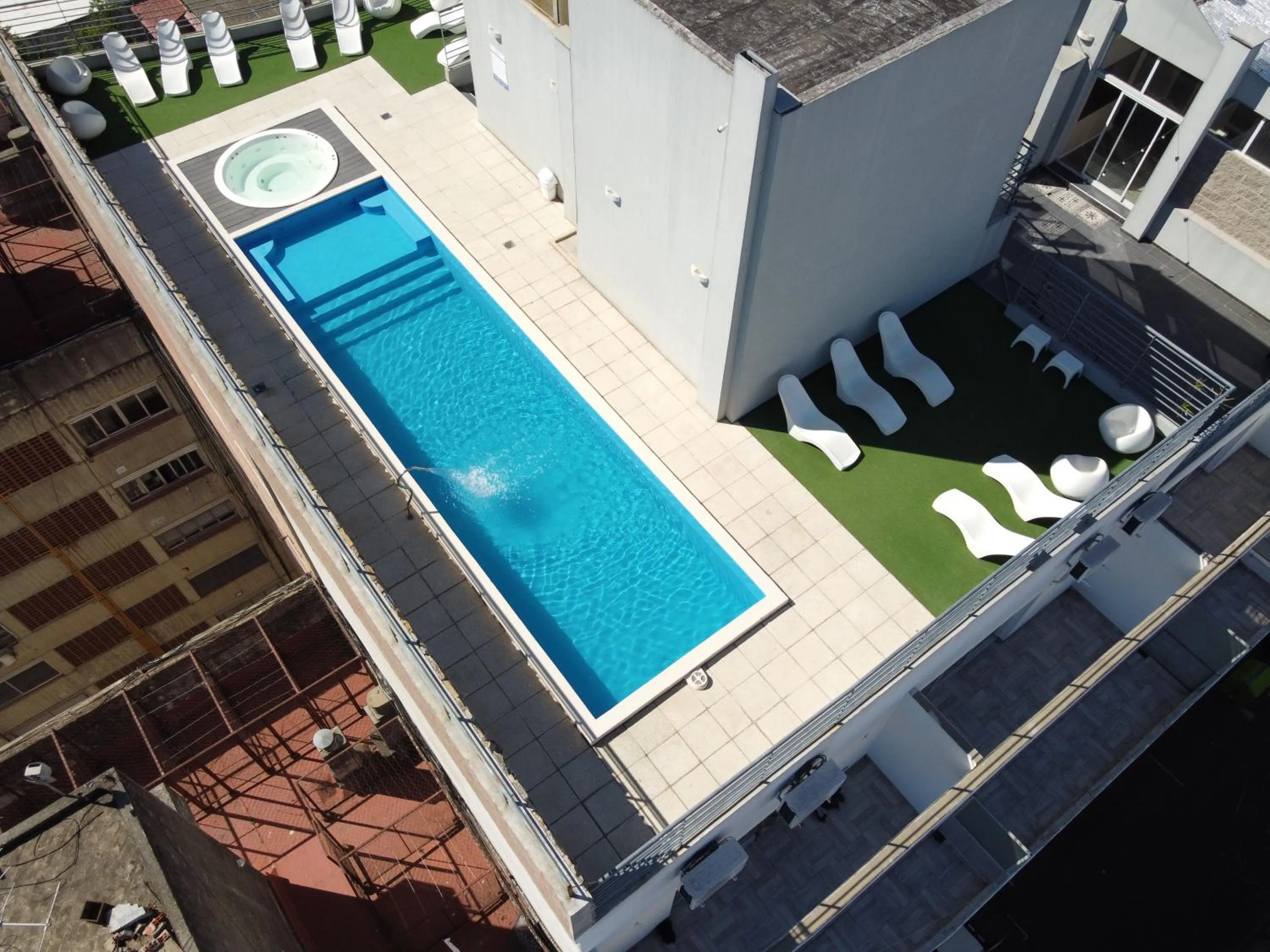 Swimming pool in Hotel Howard Johnson Rosario