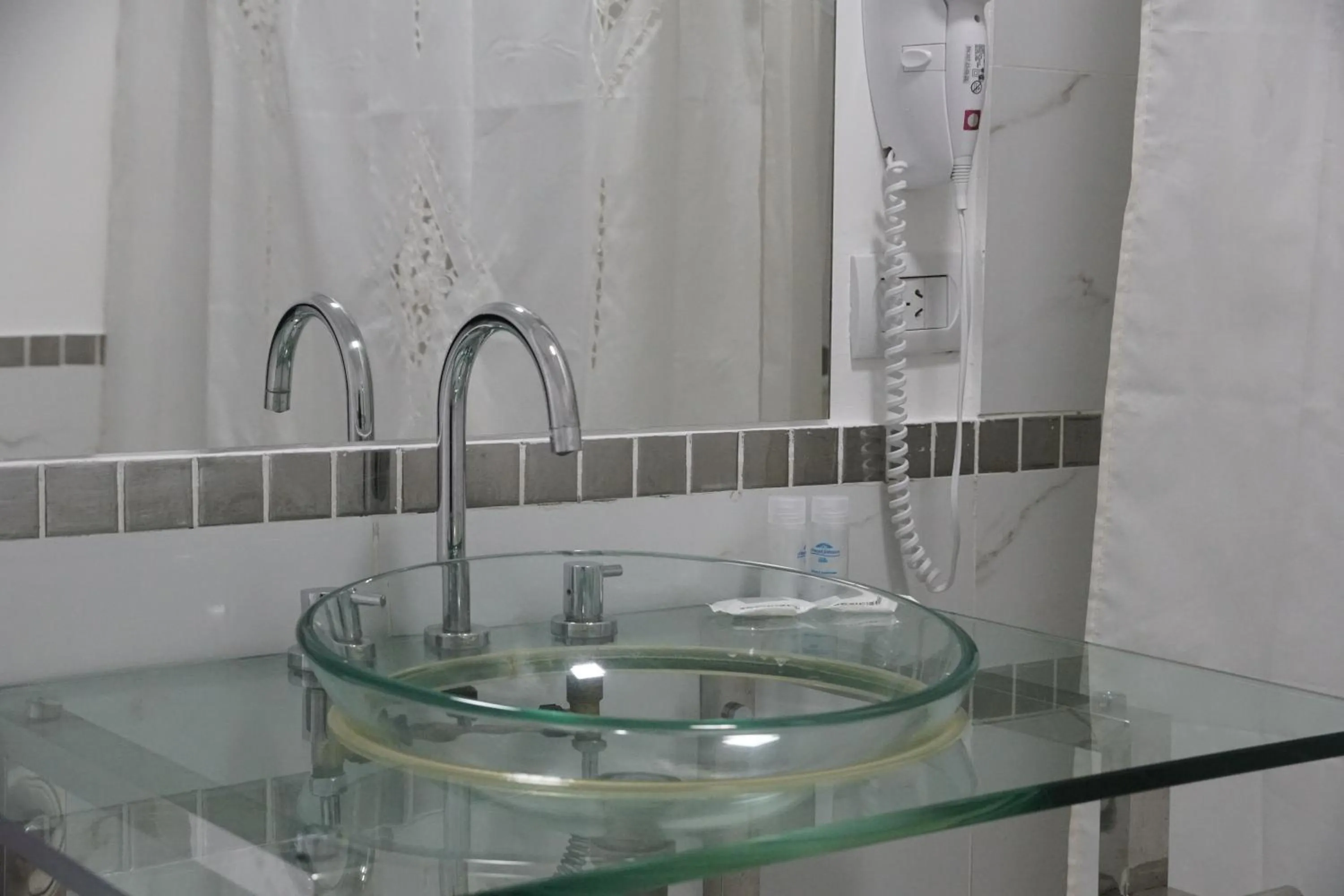 Bathroom in Hotel Howard Johnson Rosario