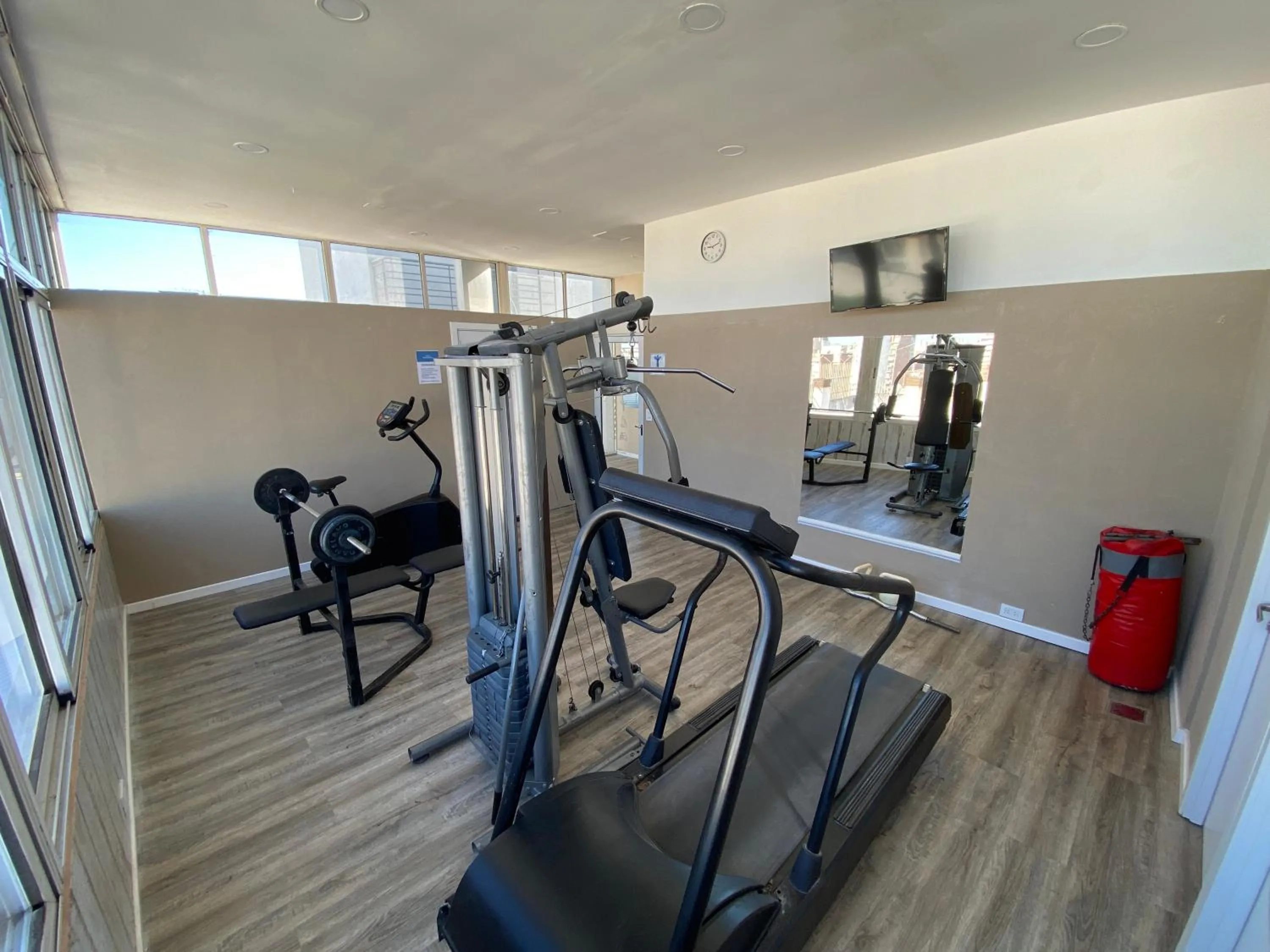 Fitness centre/facilities in Hotel Howard Johnson Rosario