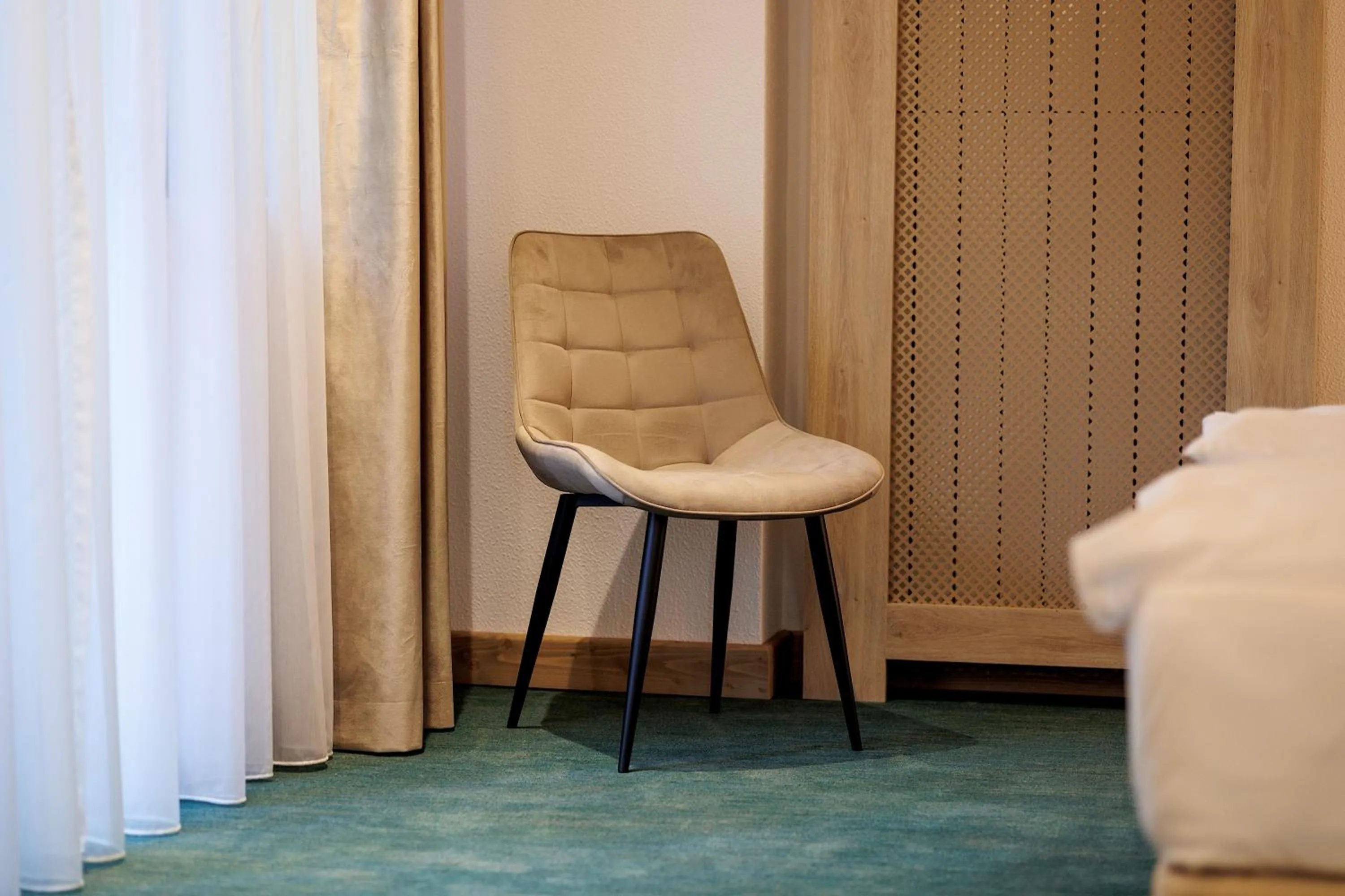 Bedroom, Bed in Hotel Regal