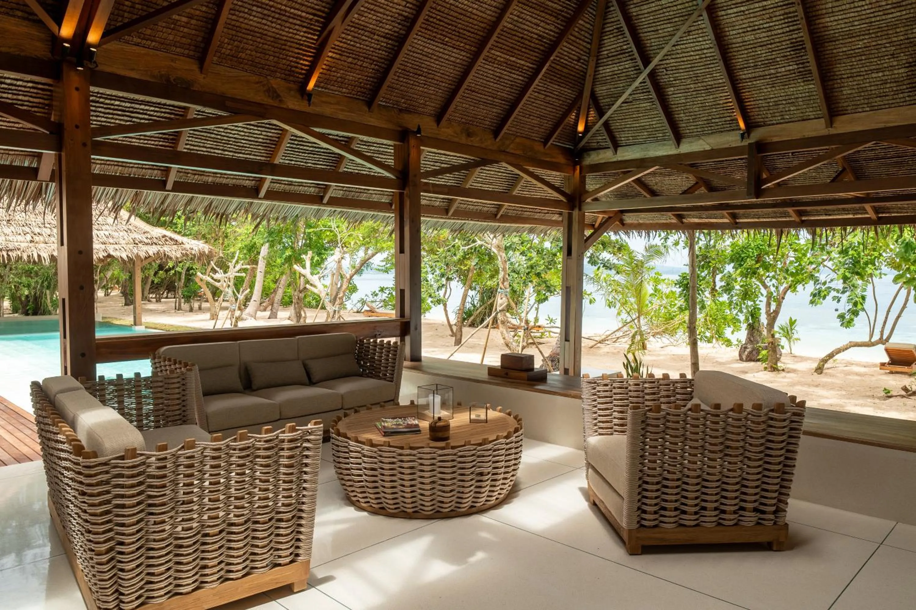 Lounge or bar in Coral Eye Boutique Resort and Marine Outpost