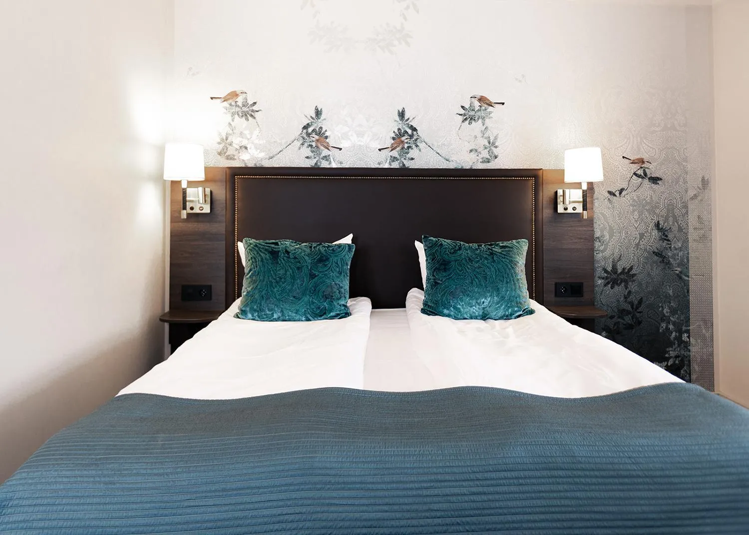 Bed in Bårdshaug Herregård