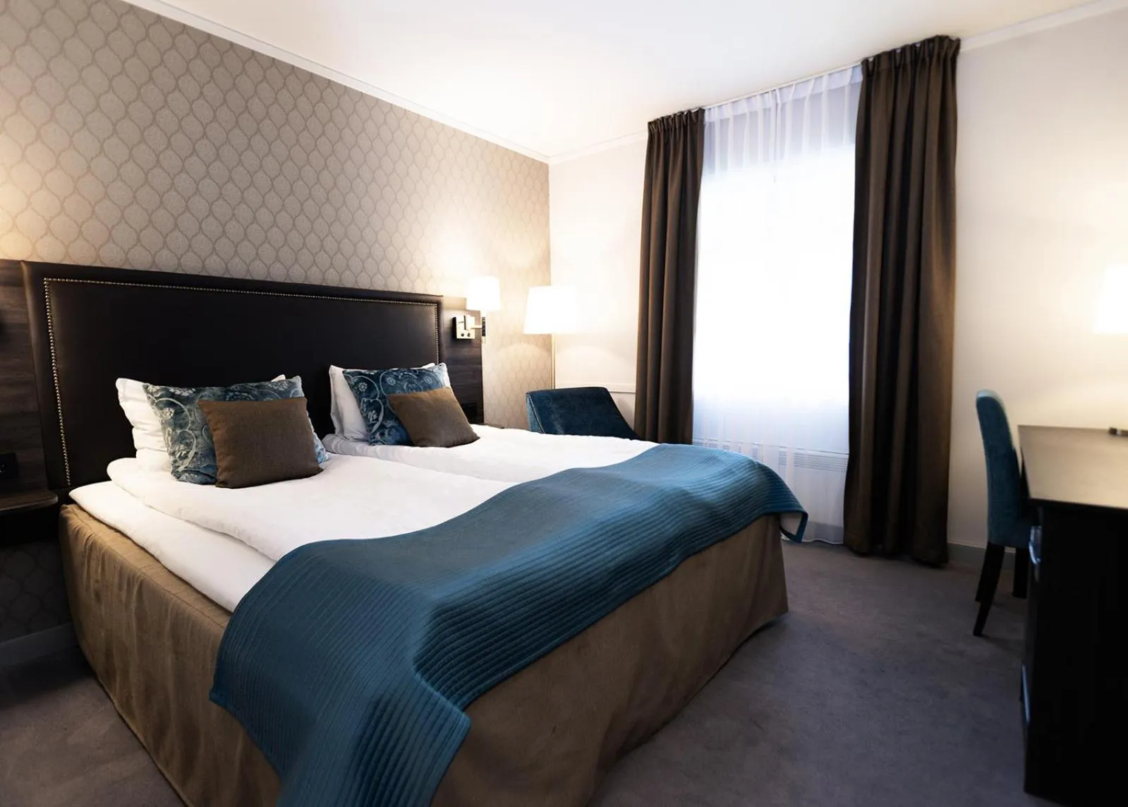 Bed in Bårdshaug Herregård