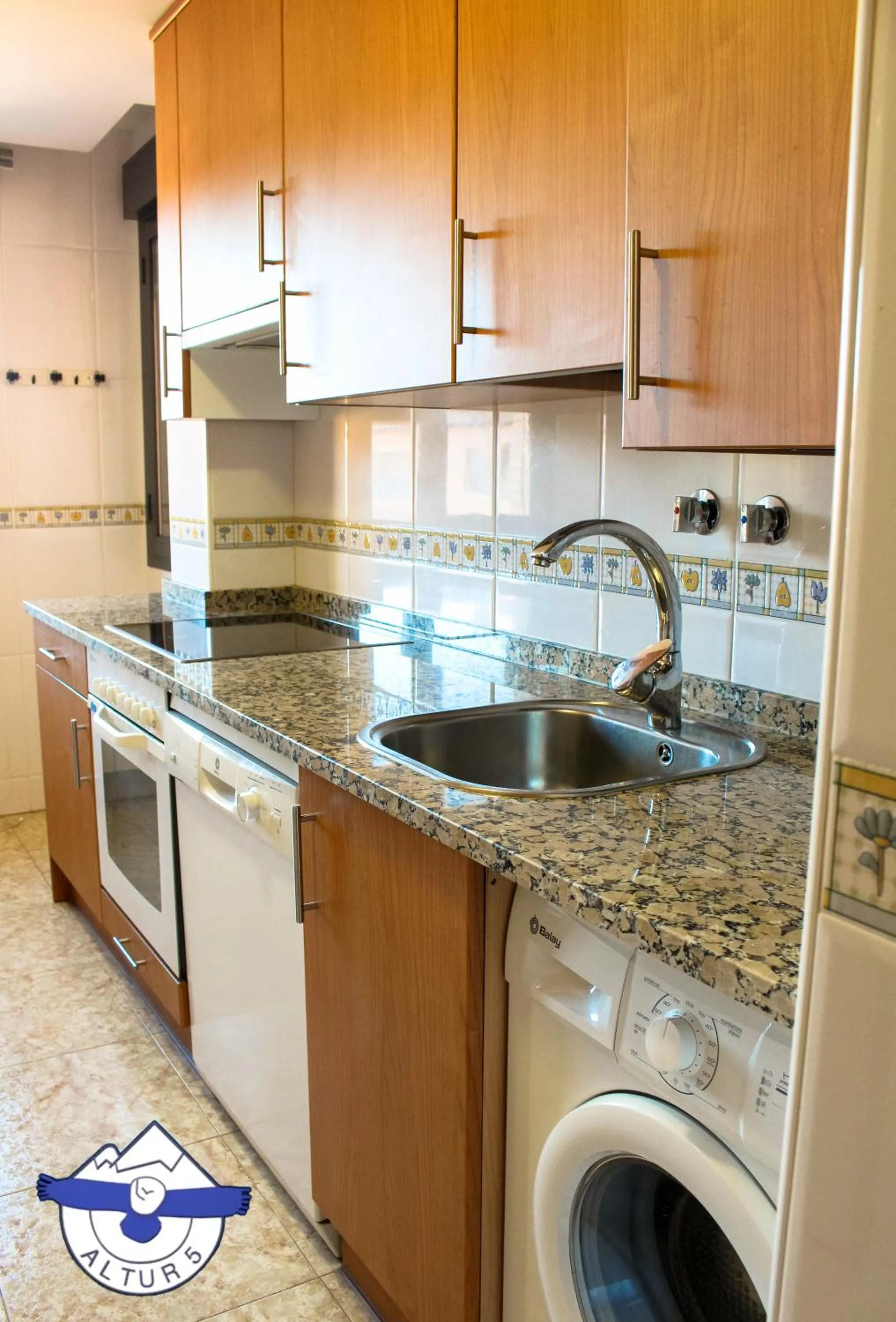 Text overlay in Altur 5 Jaca