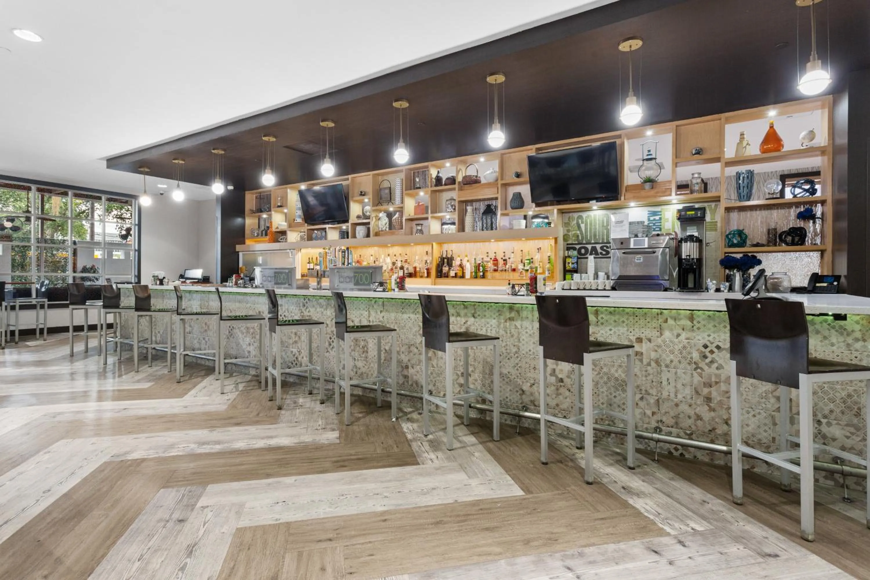 Restaurant/places to eat in Holiday Inn Tampa Westshore - Airport Area by IHG