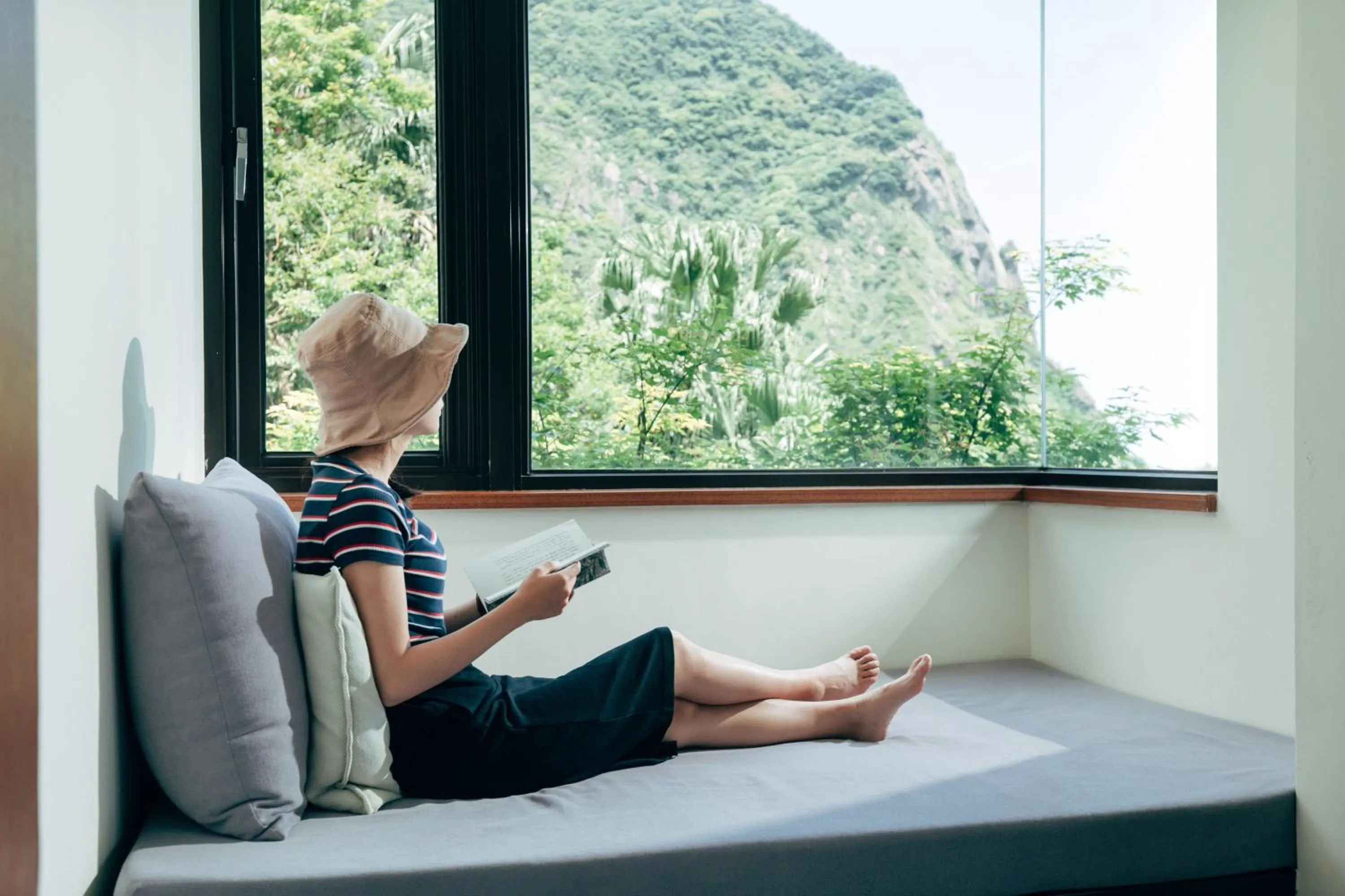 Bedroom in Adagio JinGuaShi