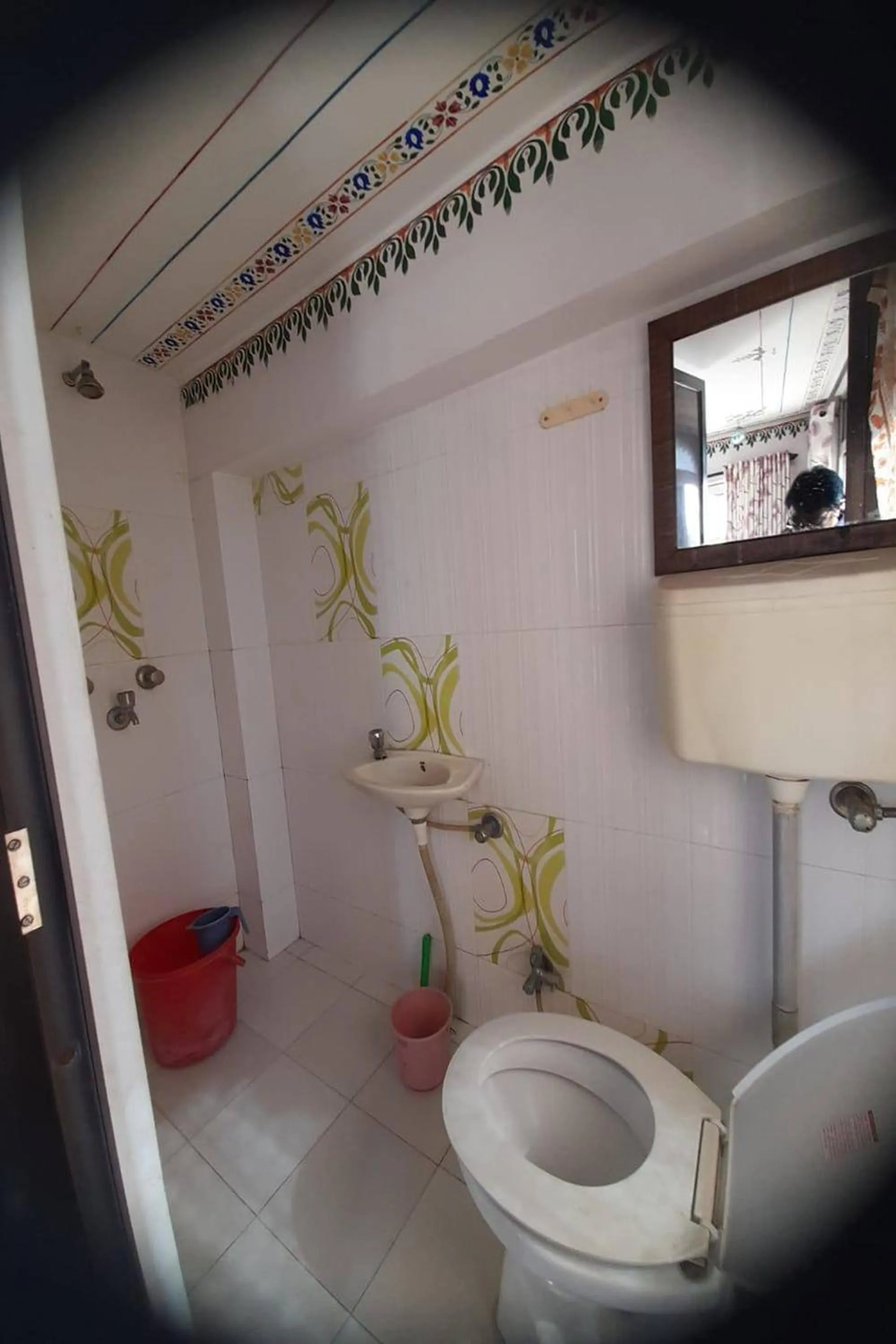 Bathroom in Nukkad Guest House Near Lake Pichola