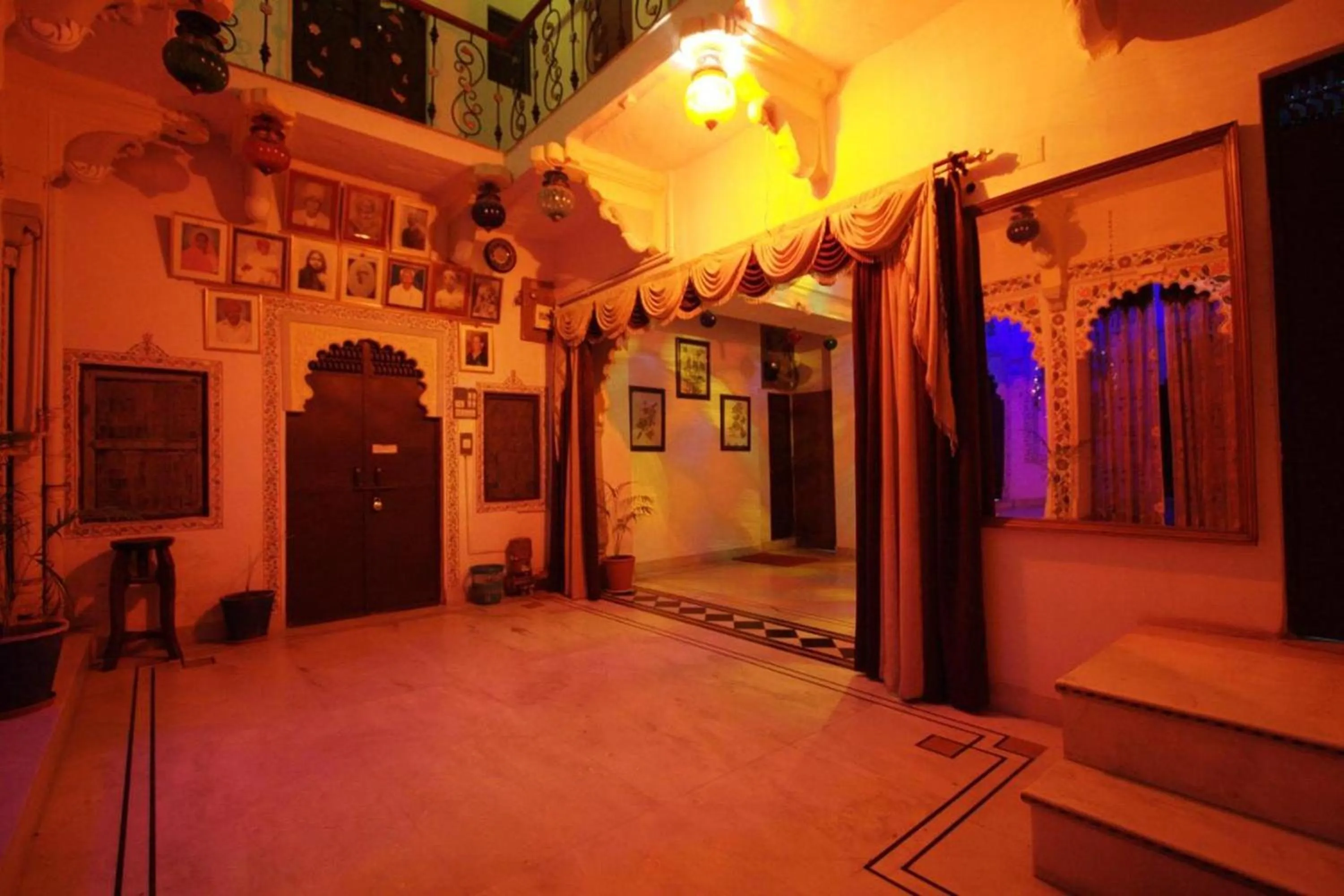 Lobby or reception in Nukkad Guest House Near Lake Pichola