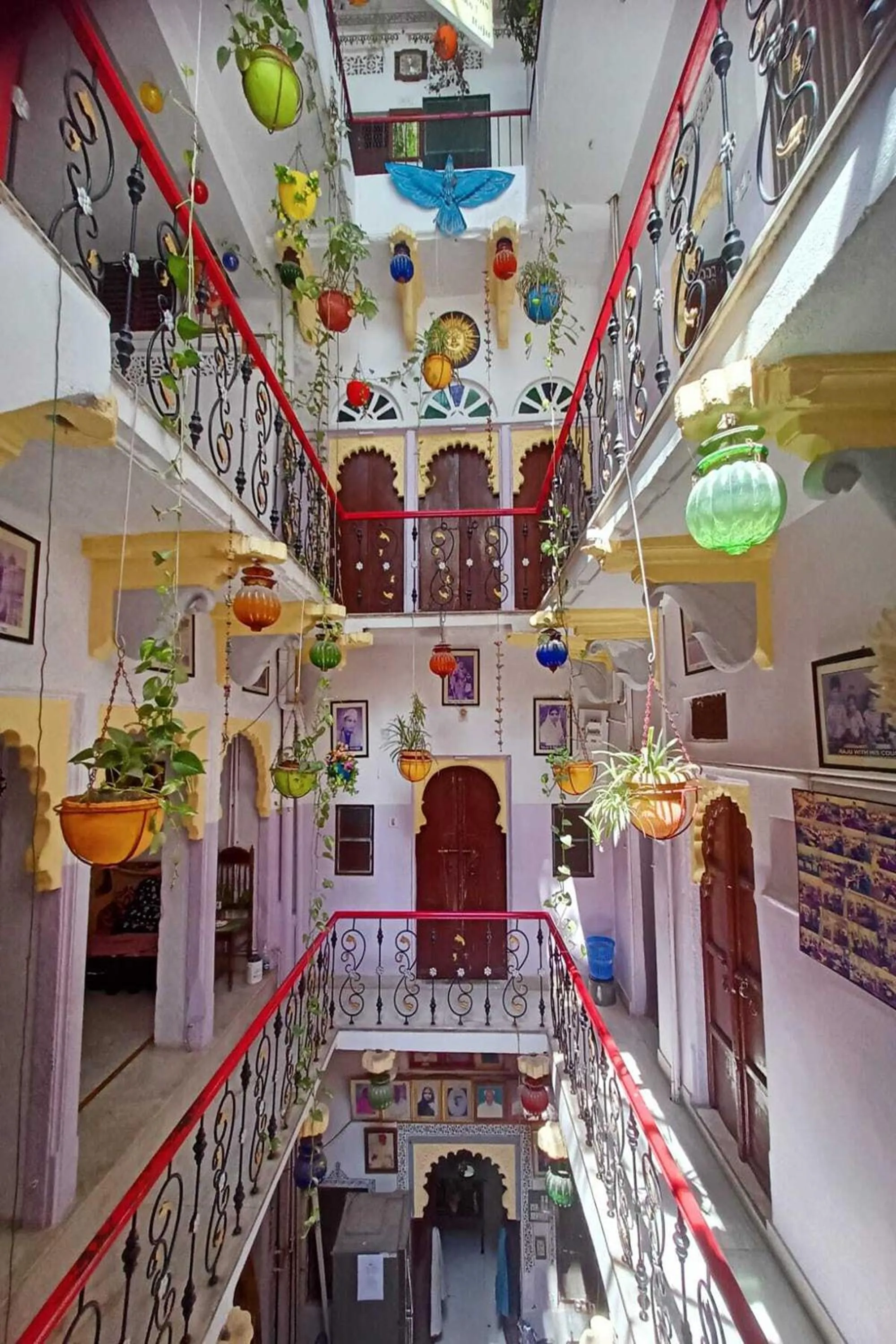 Property building in Nukkad Guest House Near Lake Pichola