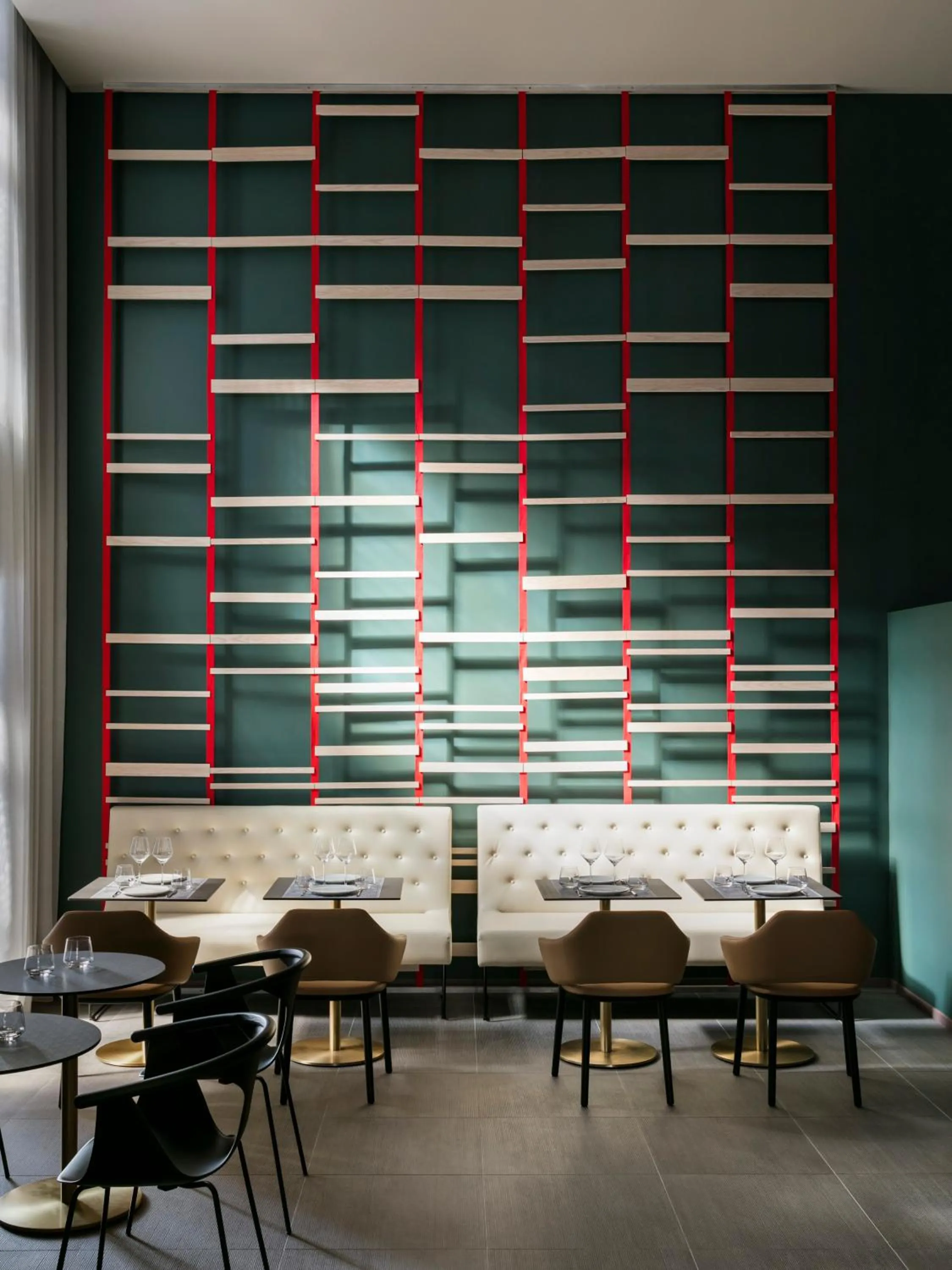 Dining area in OKKO Hotels Strasbourg Centre