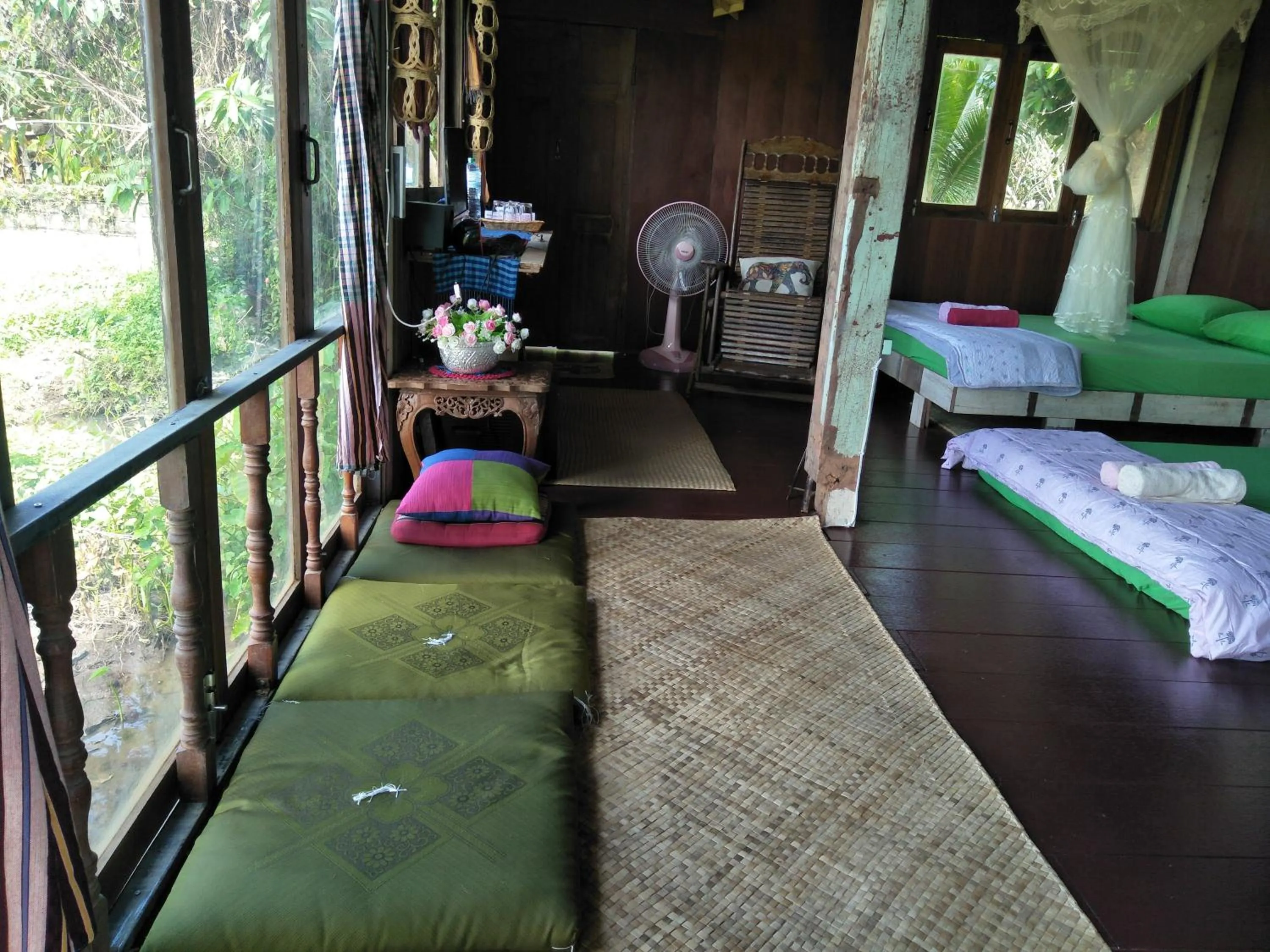 Photo of the whole room in Oui Kaew Homestay