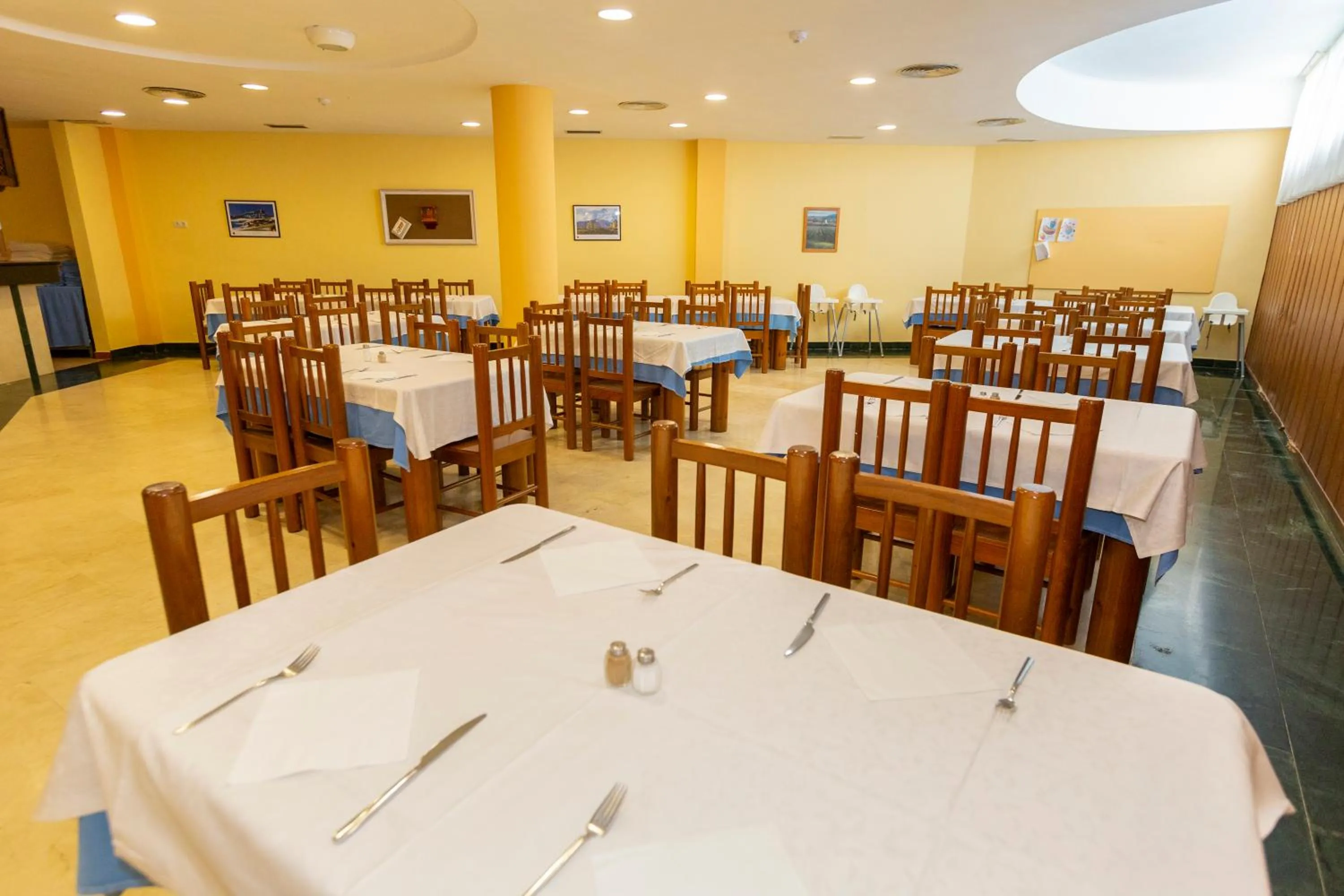 Restaurant/places to eat in Villa De Adeje Beach