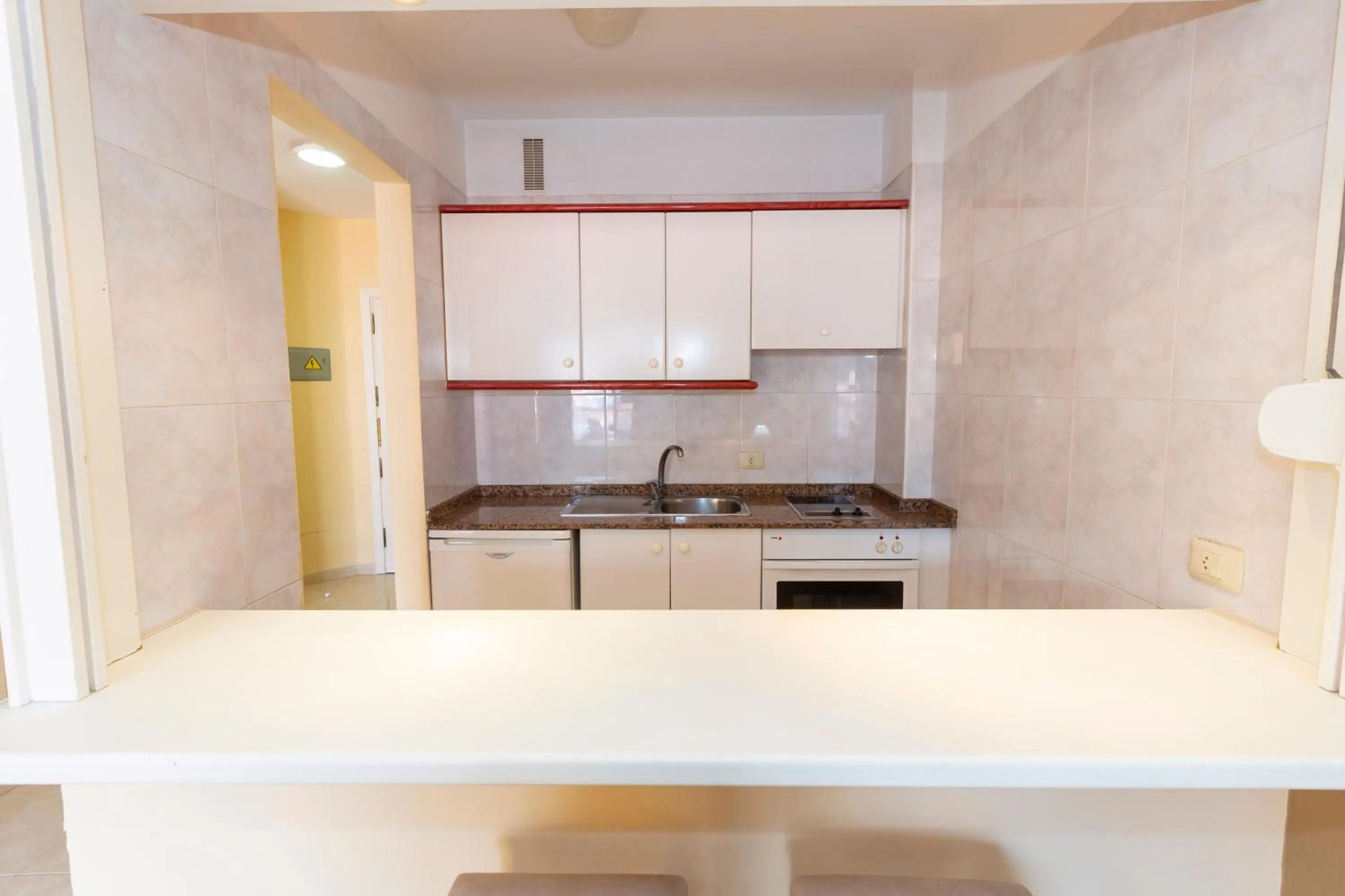 Kitchen or kitchenette in Villa De Adeje Beach
