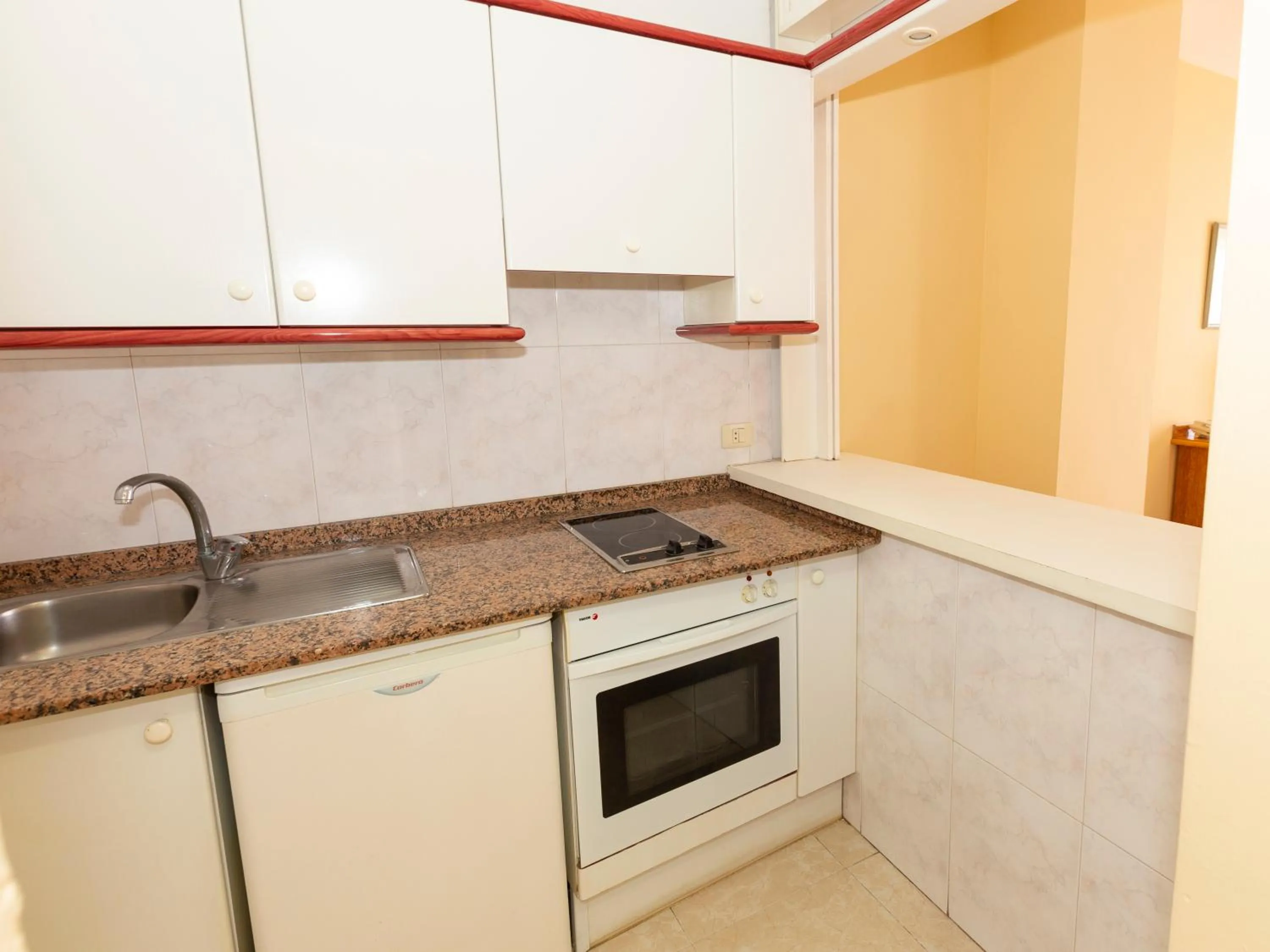 Kitchen or kitchenette in Villa De Adeje Beach