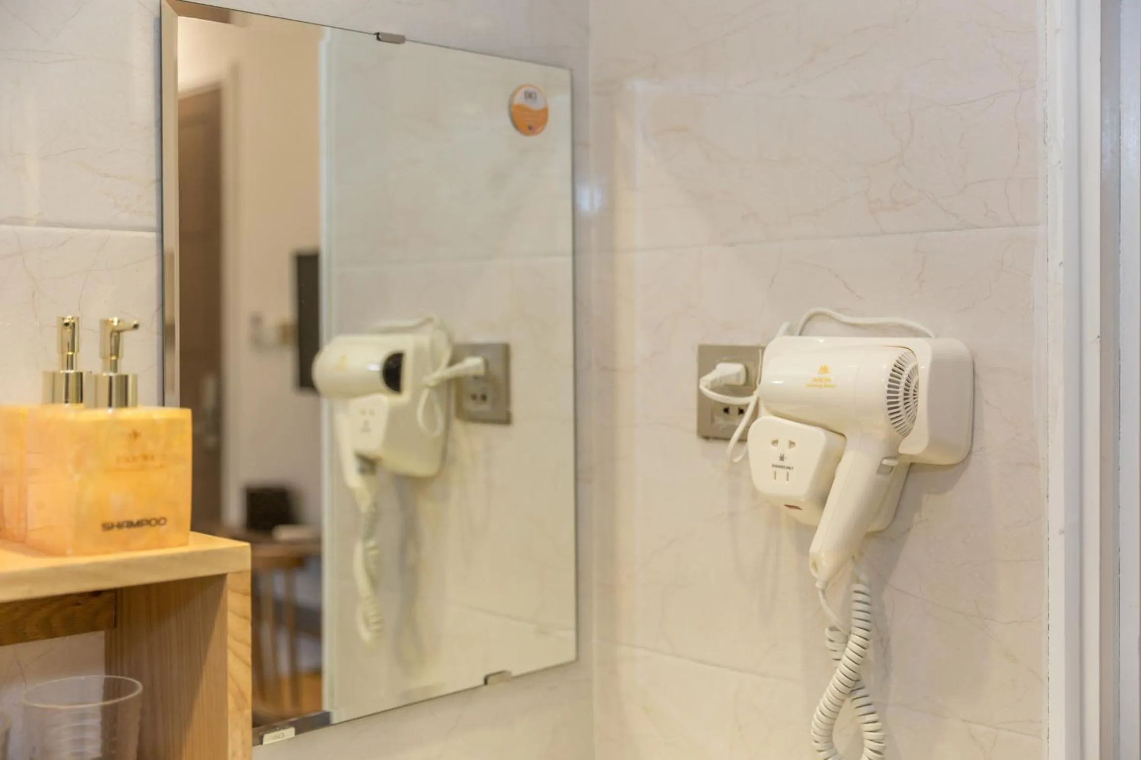 Bathroom in Raon Danang Beach - STAY 24H