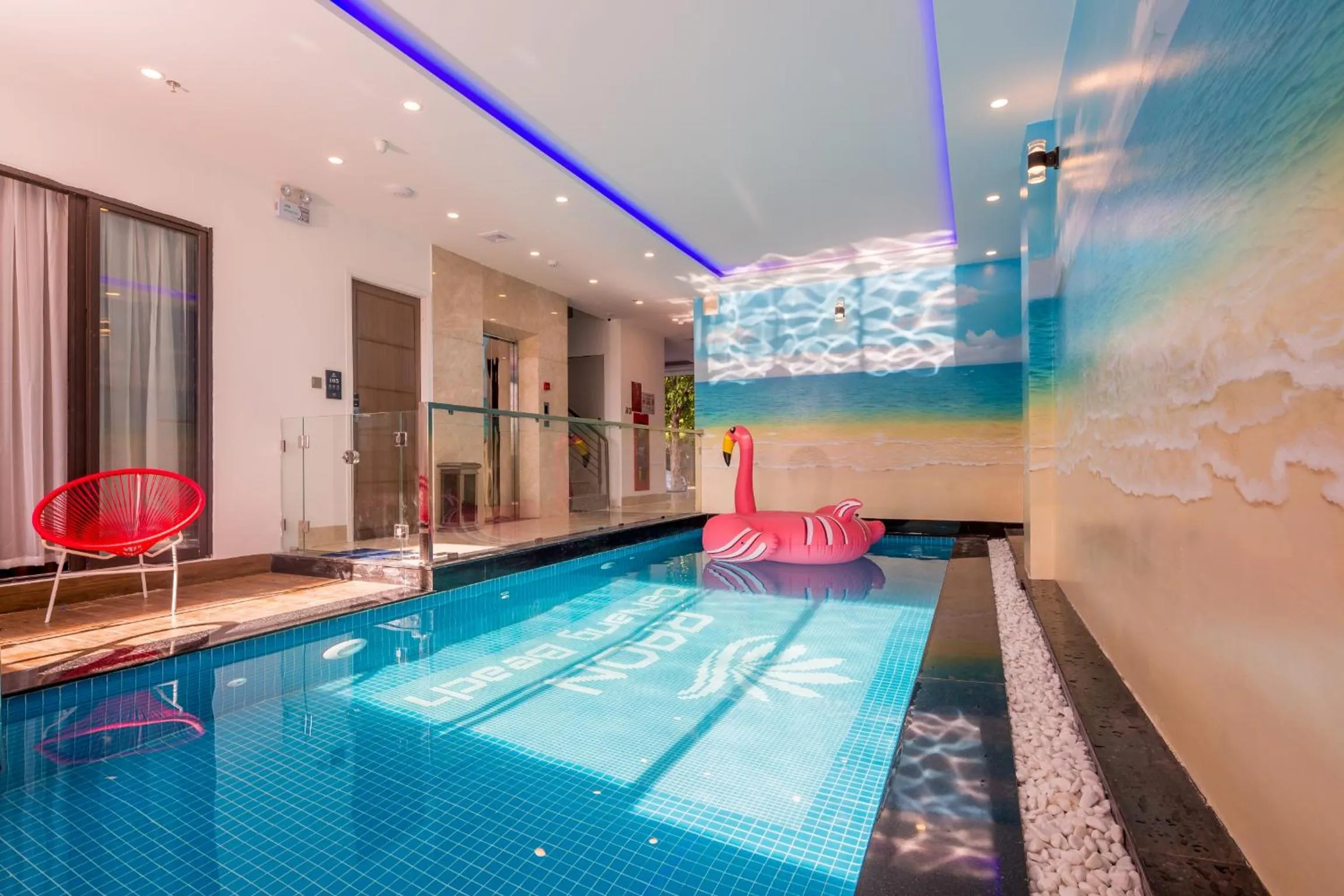 Swimming pool in Raon Danang Beach - STAY 24H