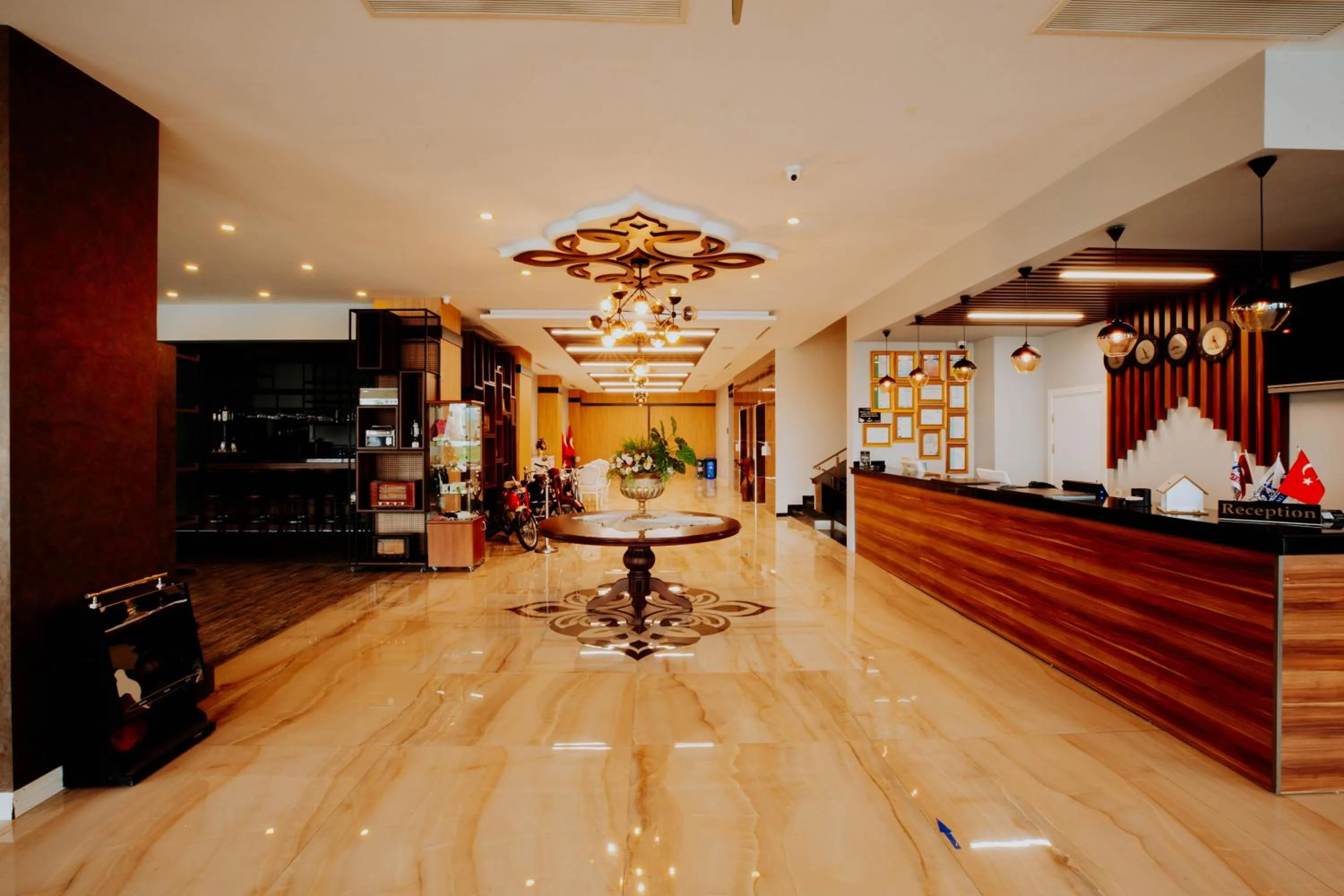 Lobby or reception in Karpalas City Hotel & Spa