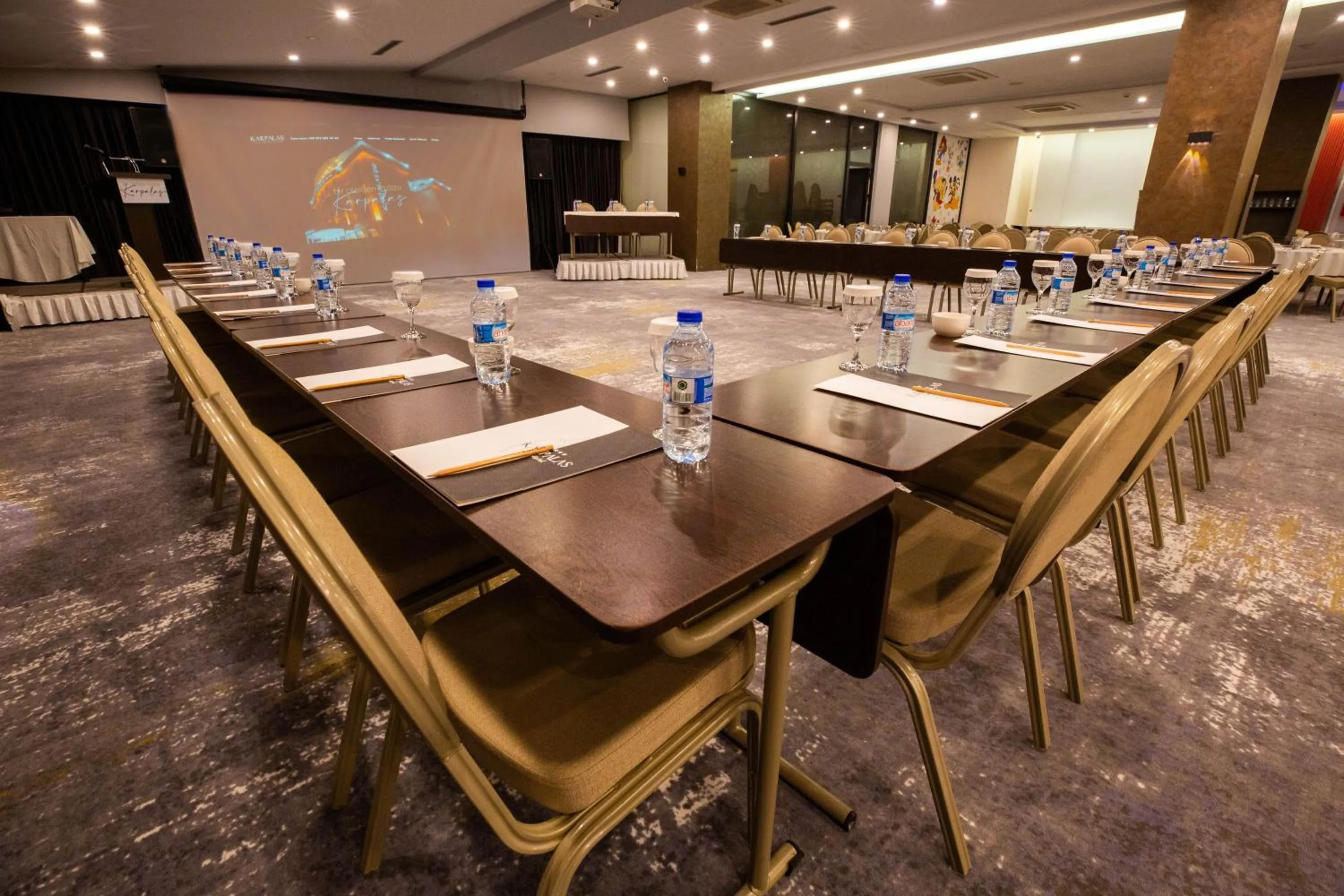 Meeting/conference room in Karpalas City Hotel & Spa