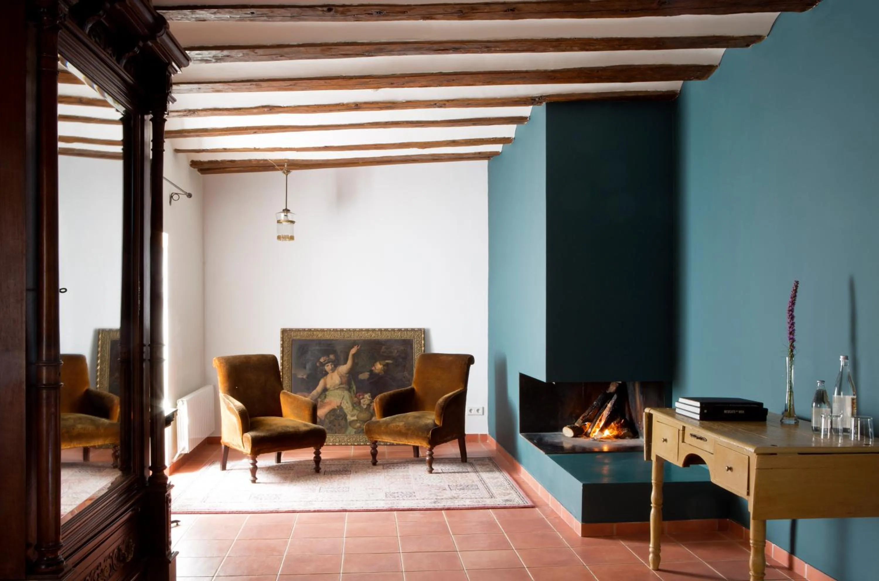 Seating area in Consolación