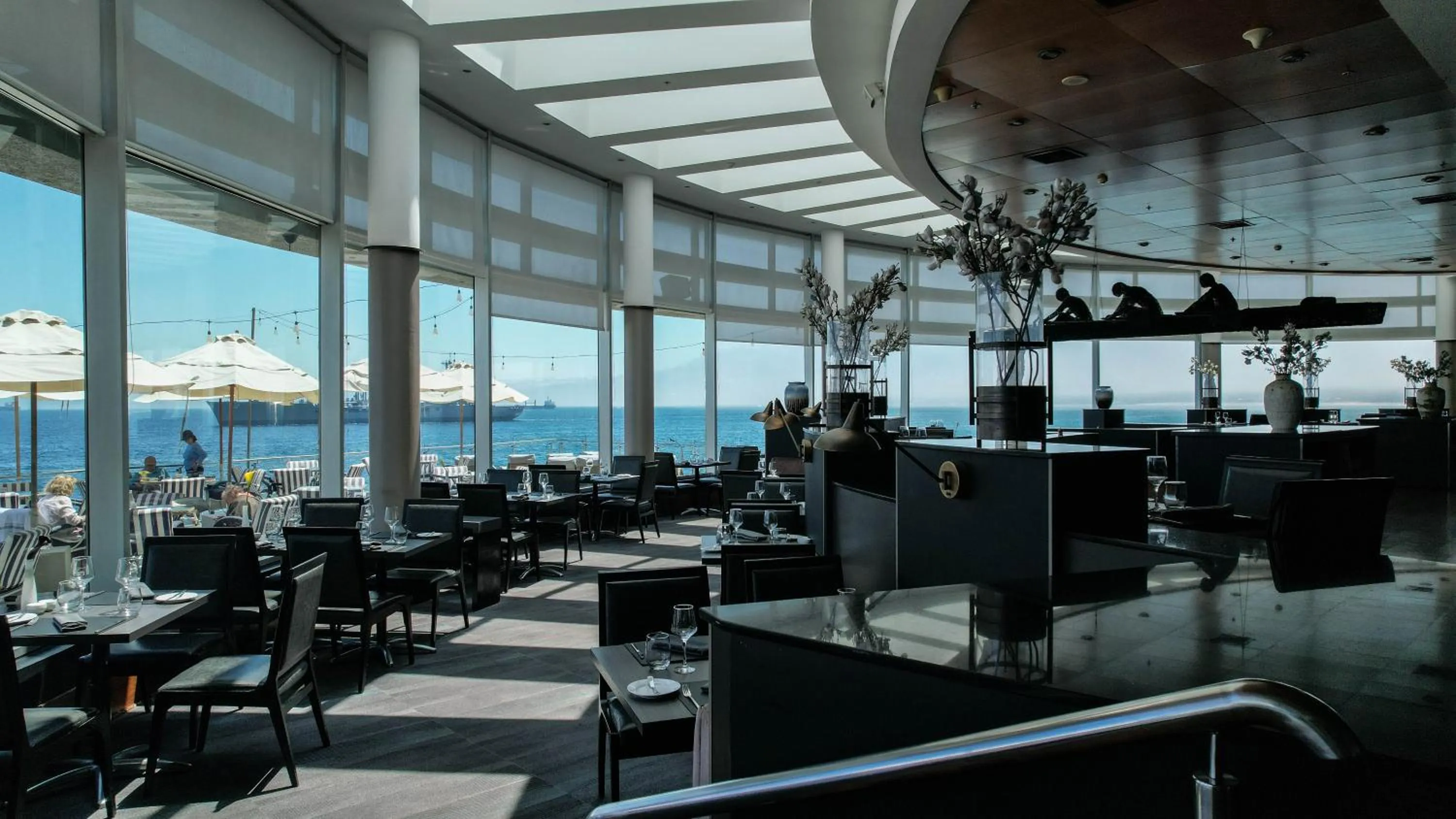 Restaurant/places to eat in Sheraton Miramar Hotel & Convention Center