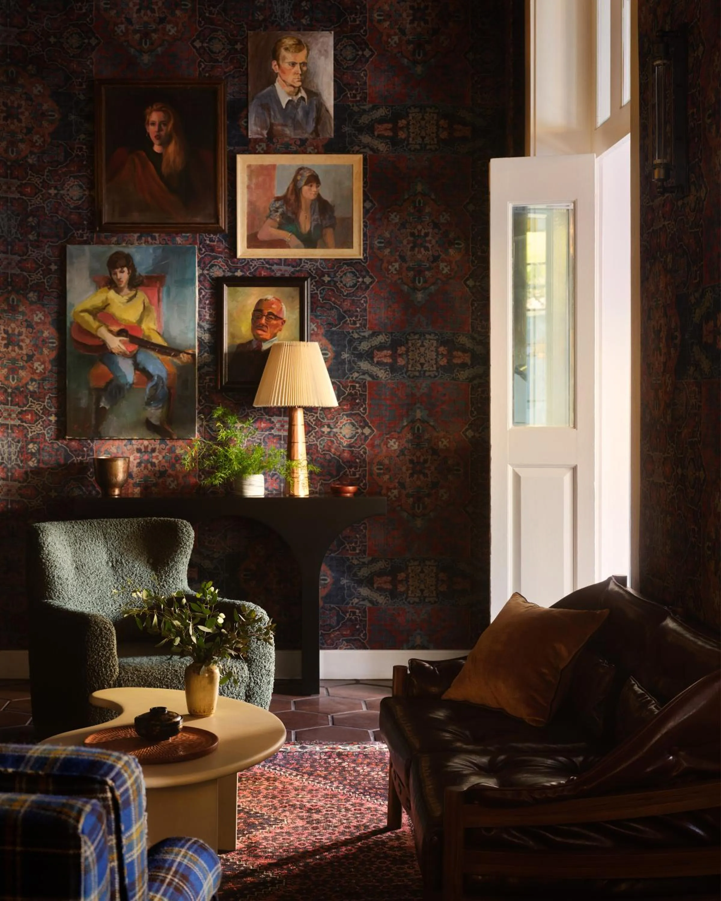 Communal lounge/ TV room in Graduate by Hilton Berkeley