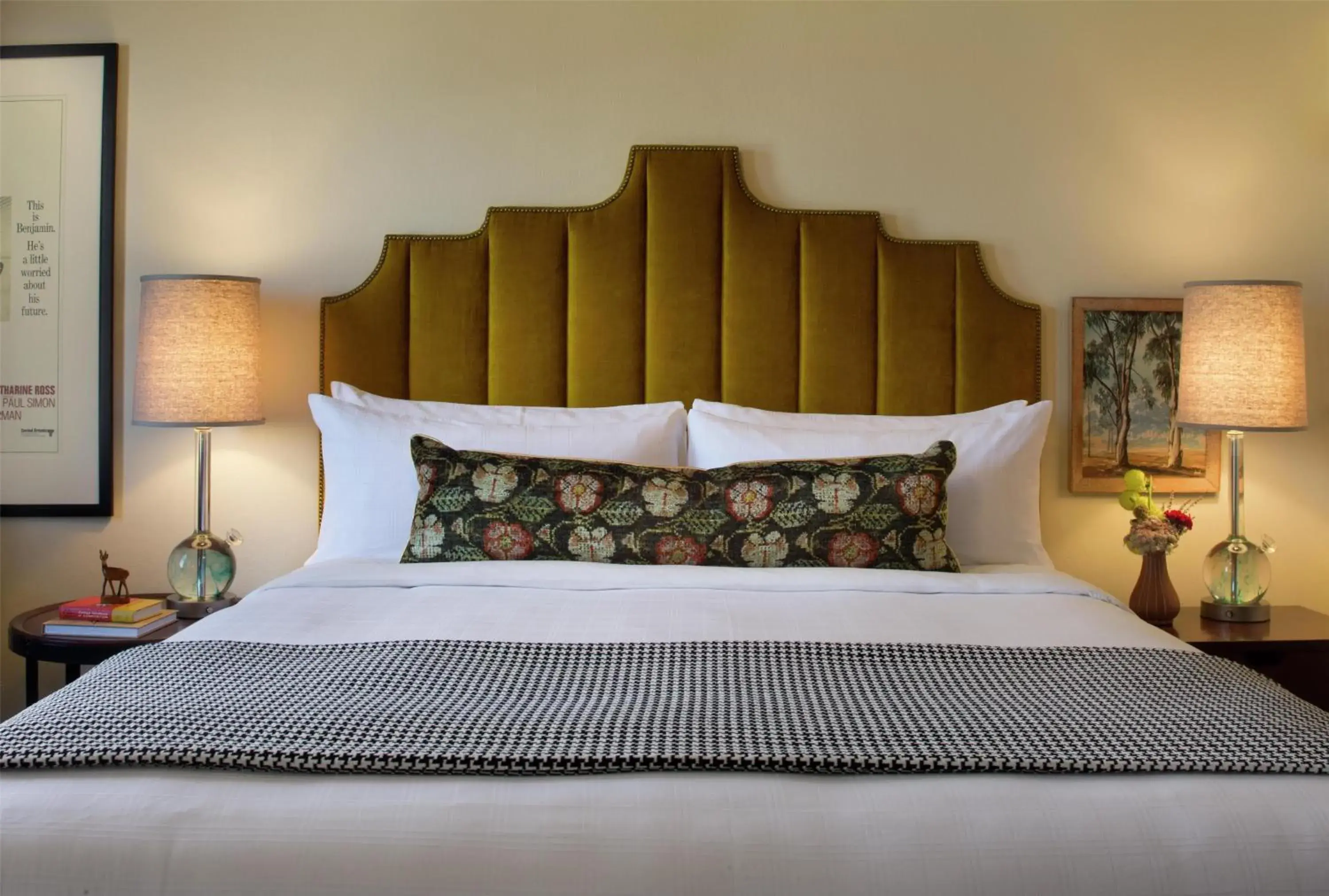 Graduate King Room in Graduate by Hilton Berkeley Graduate King Room in Graduate by Hilton Berkeley