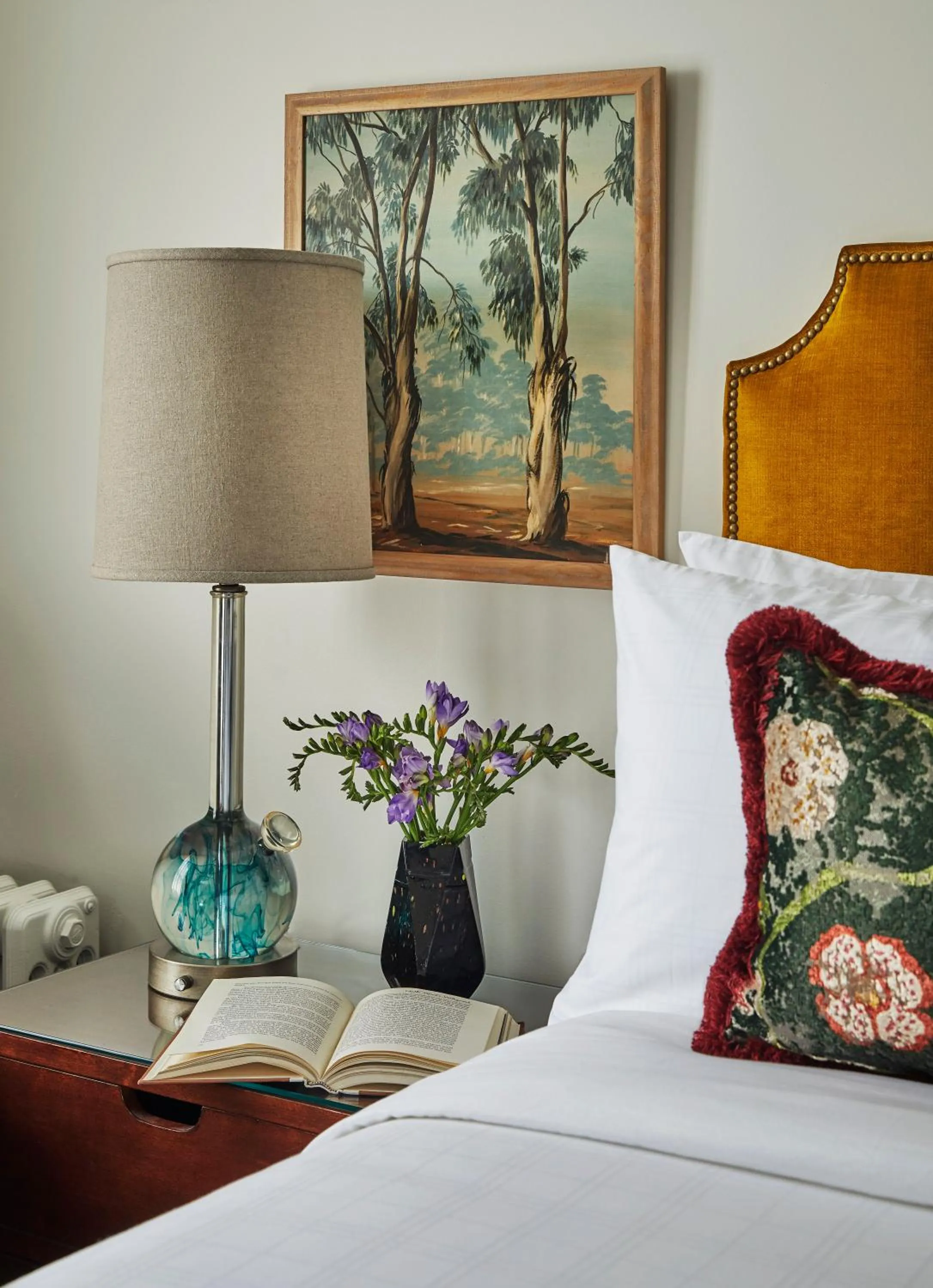 Bedroom, Bed in Graduate by Hilton Berkeley