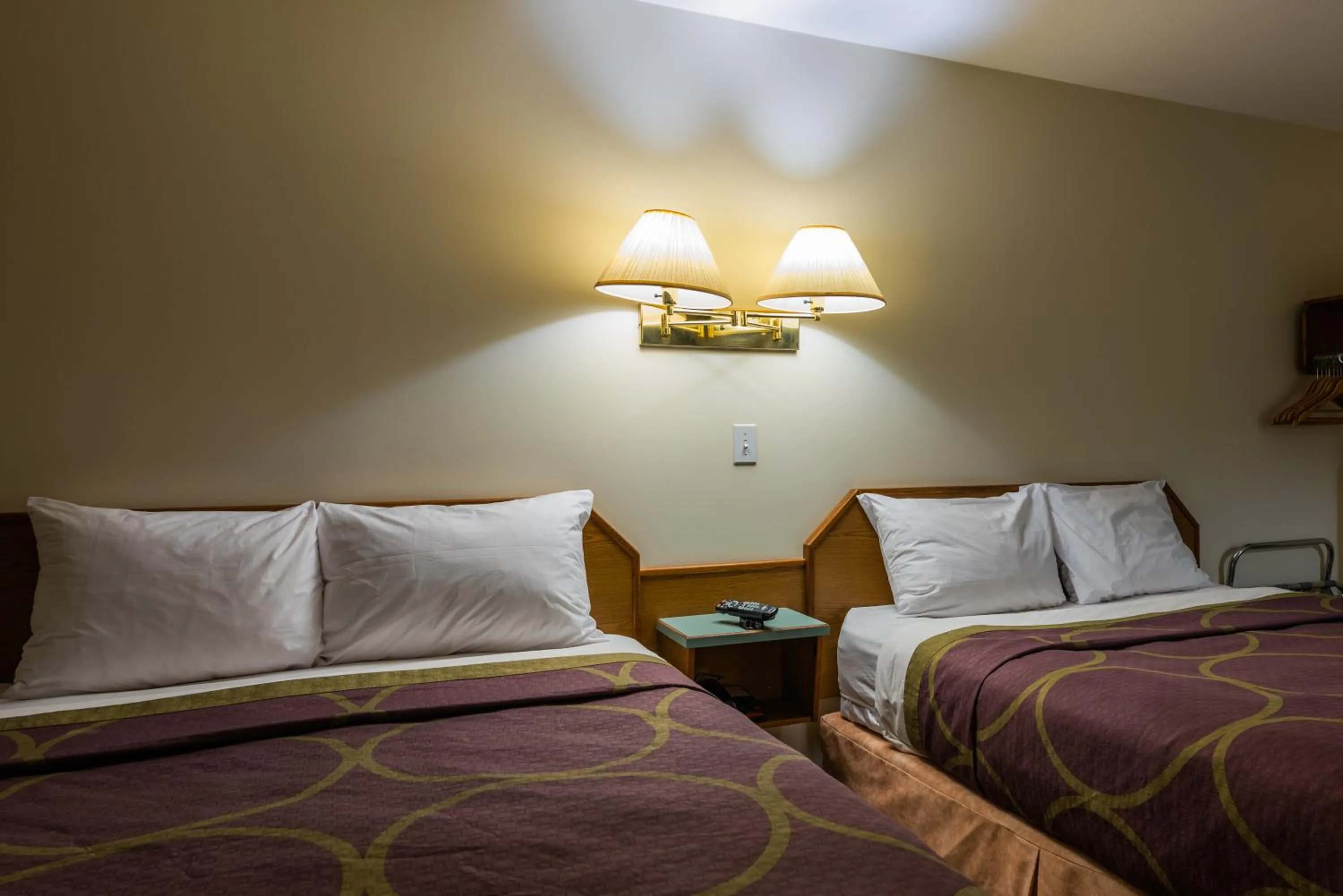 Bed in The Ranchland Inn Kamloops