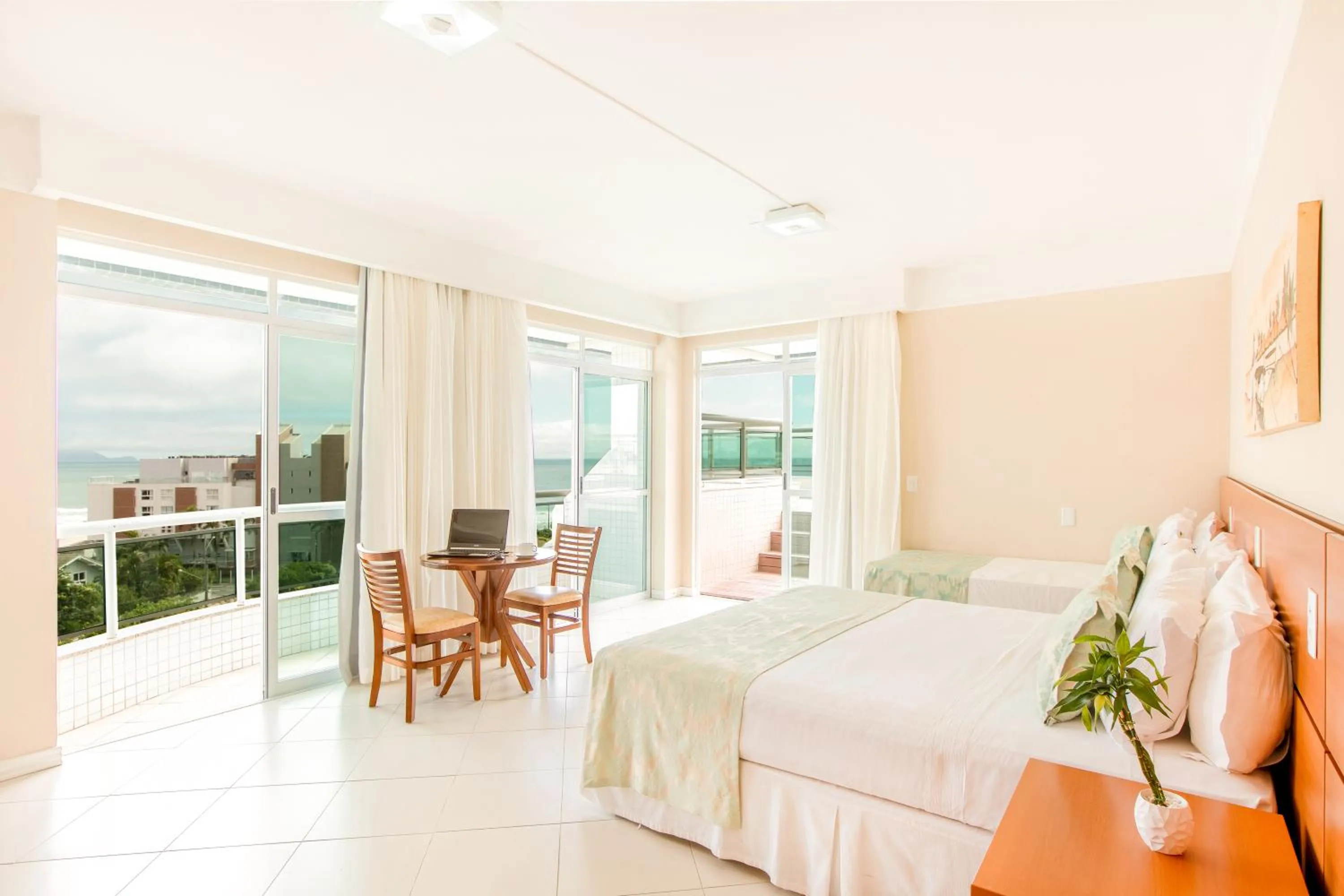 Sea view, Bed in Oceania Park Hotel Spa & Convention