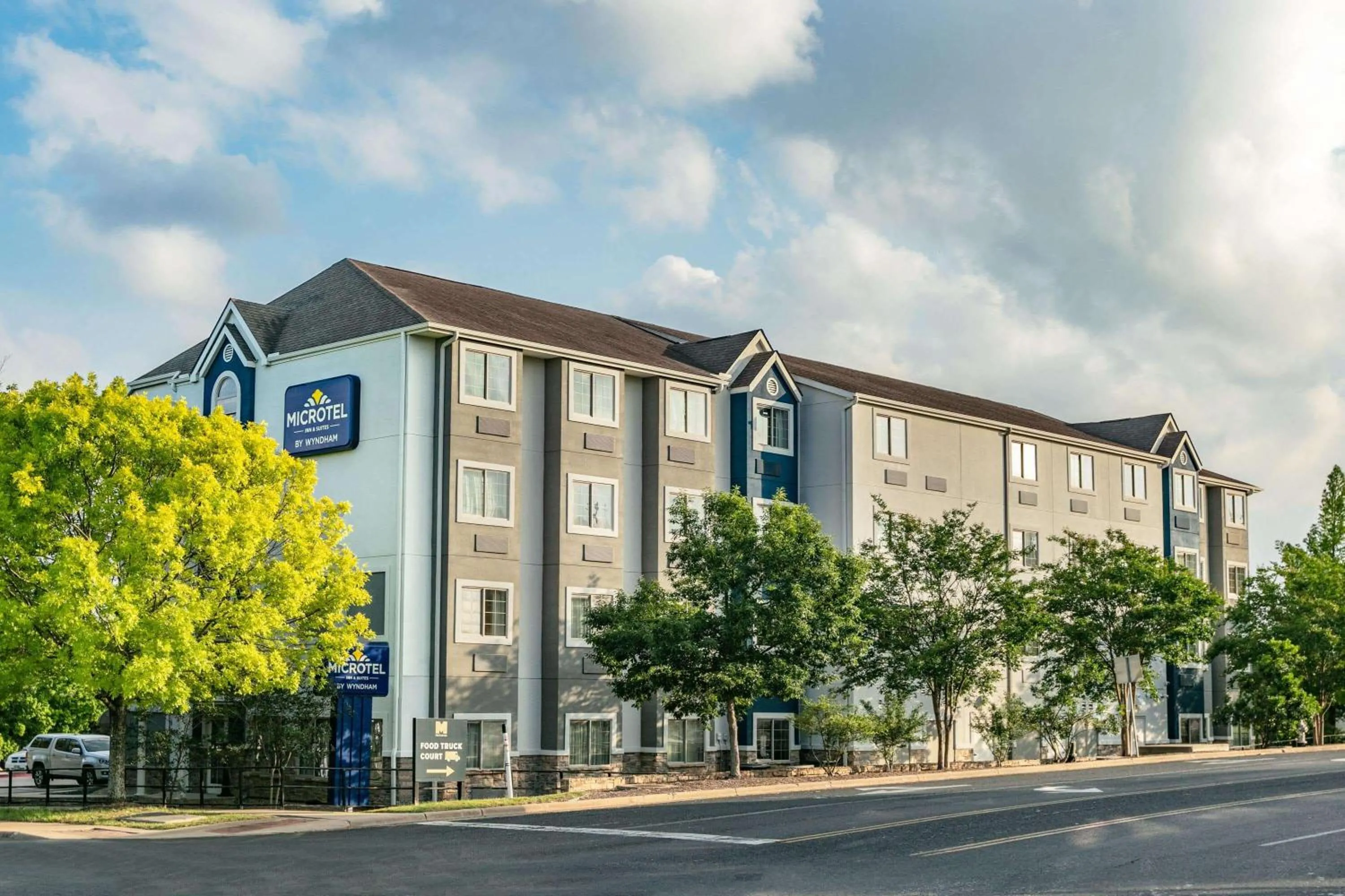 Property building in Microtel Inn & Suites by Wyndham Austin Airport