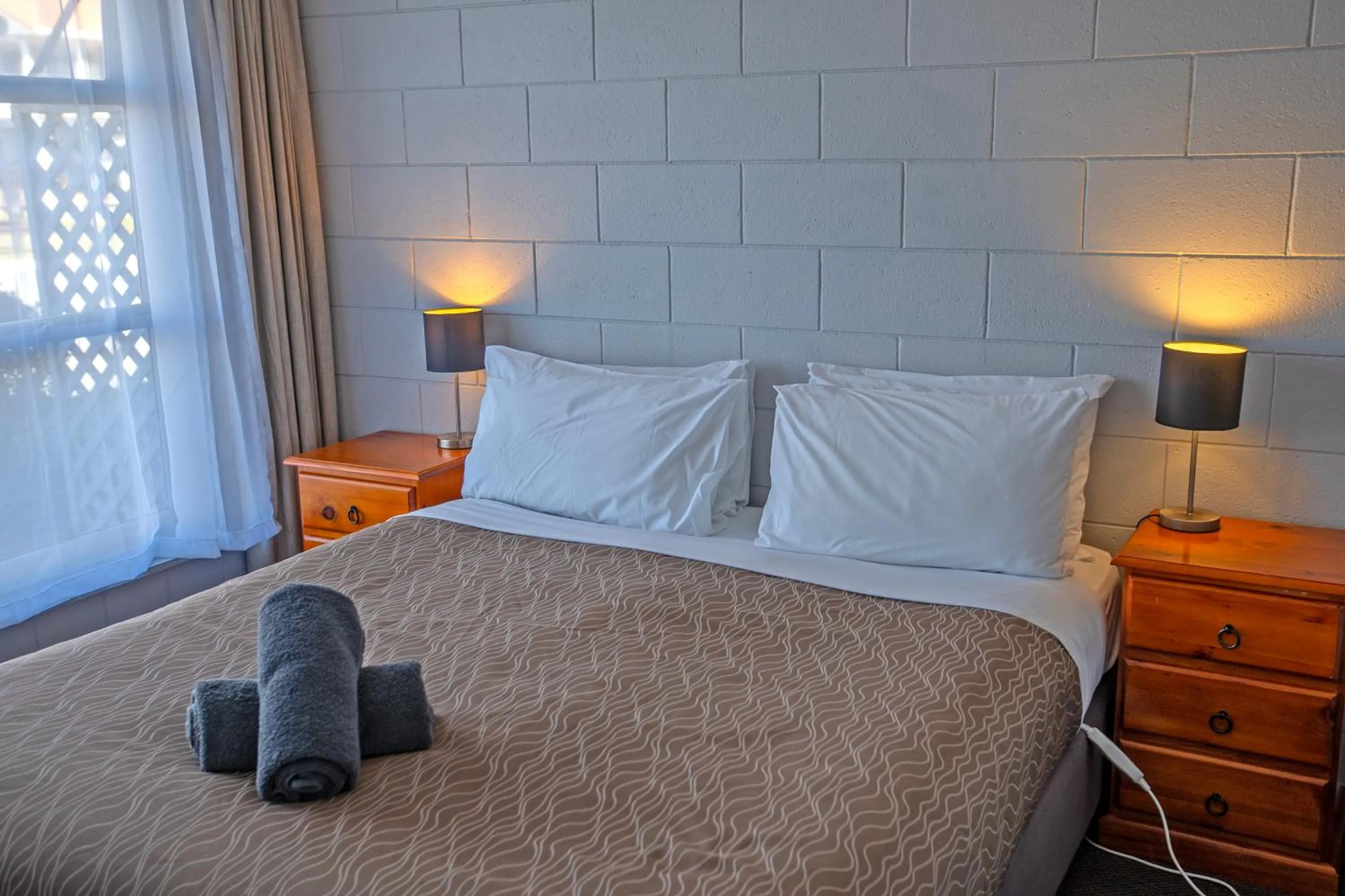 Bed in Kaikoura Motor Inn