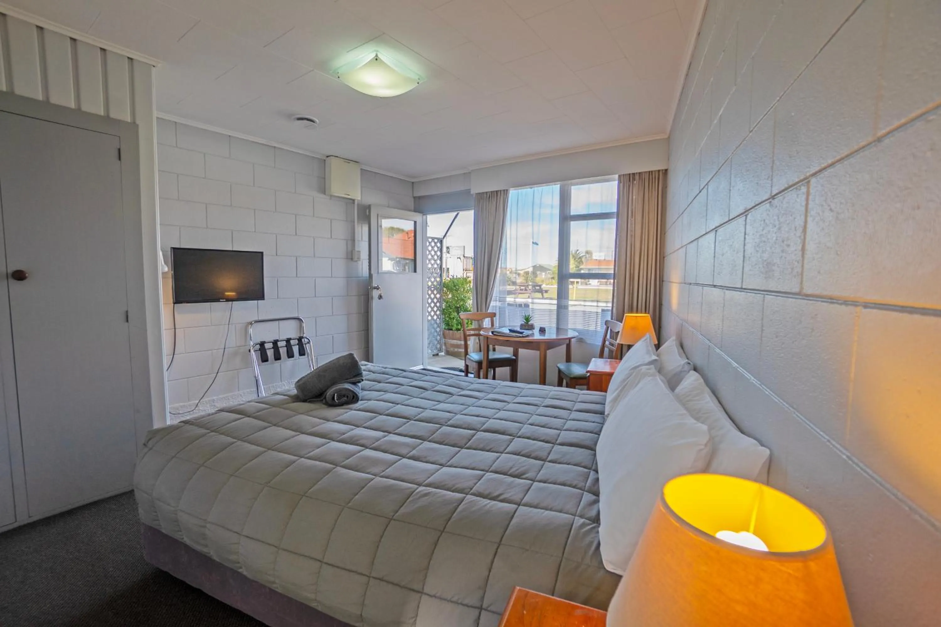 Bed in Kaikoura Motor Inn