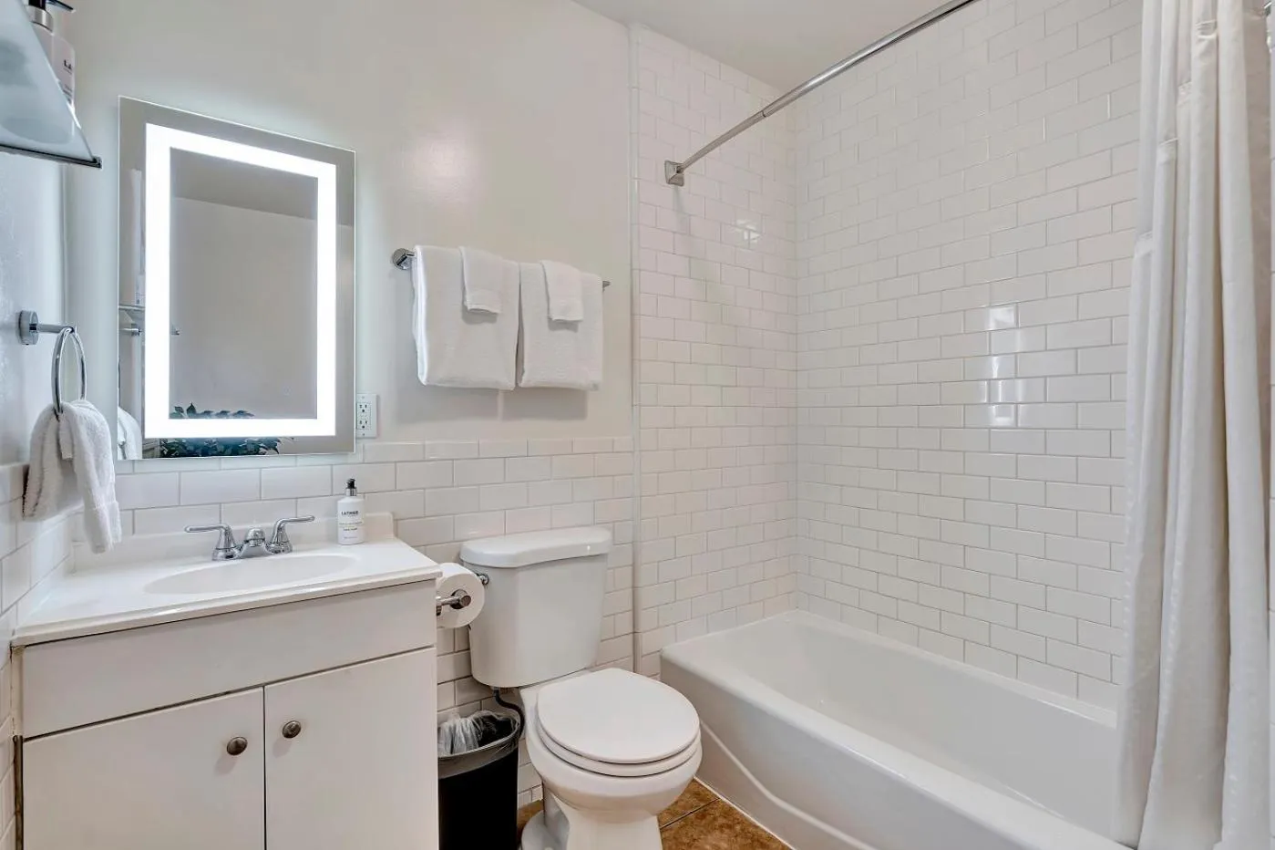 Shower in Santa Monica Hotel