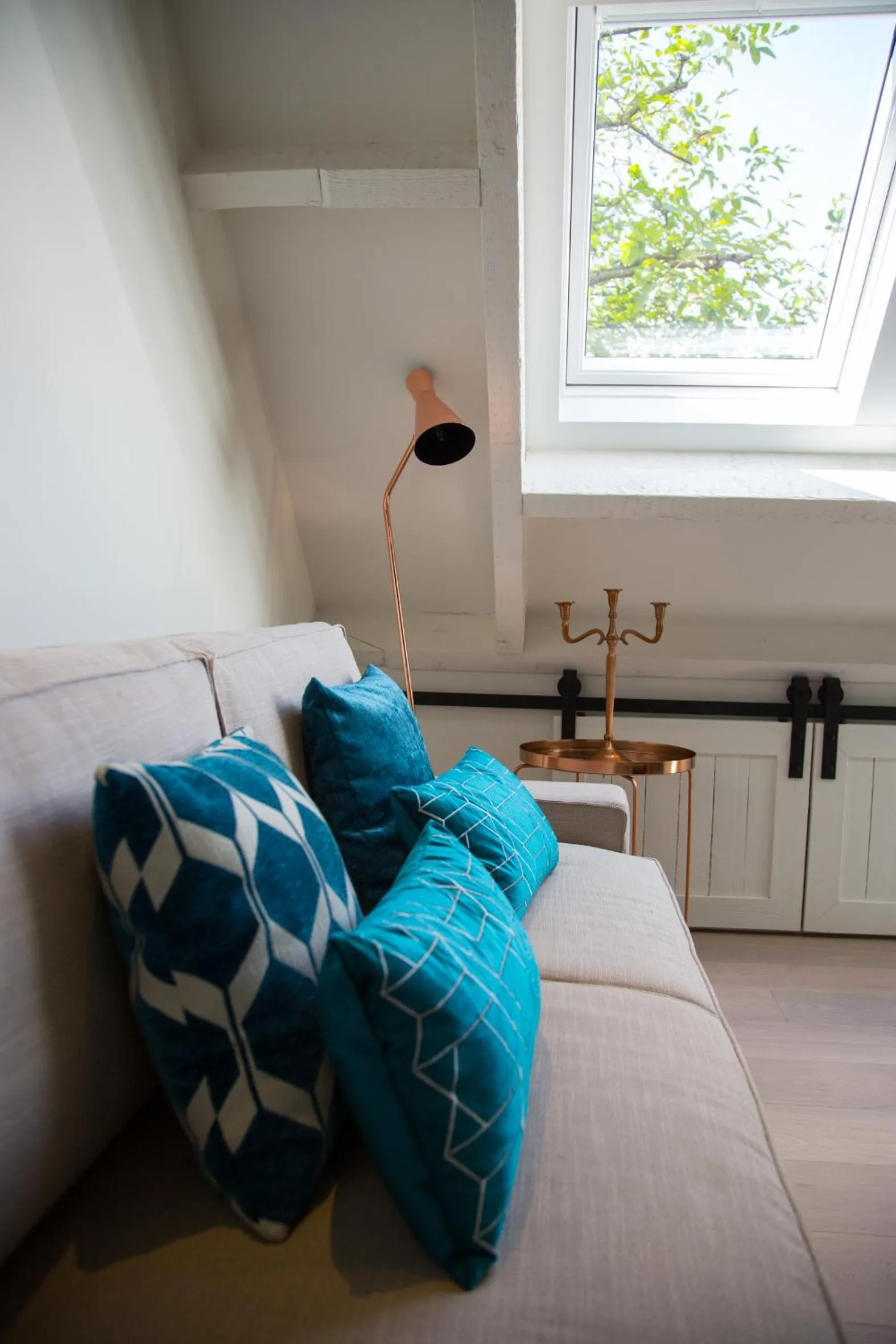 TV and multimedia in De Verloren Sinjoor