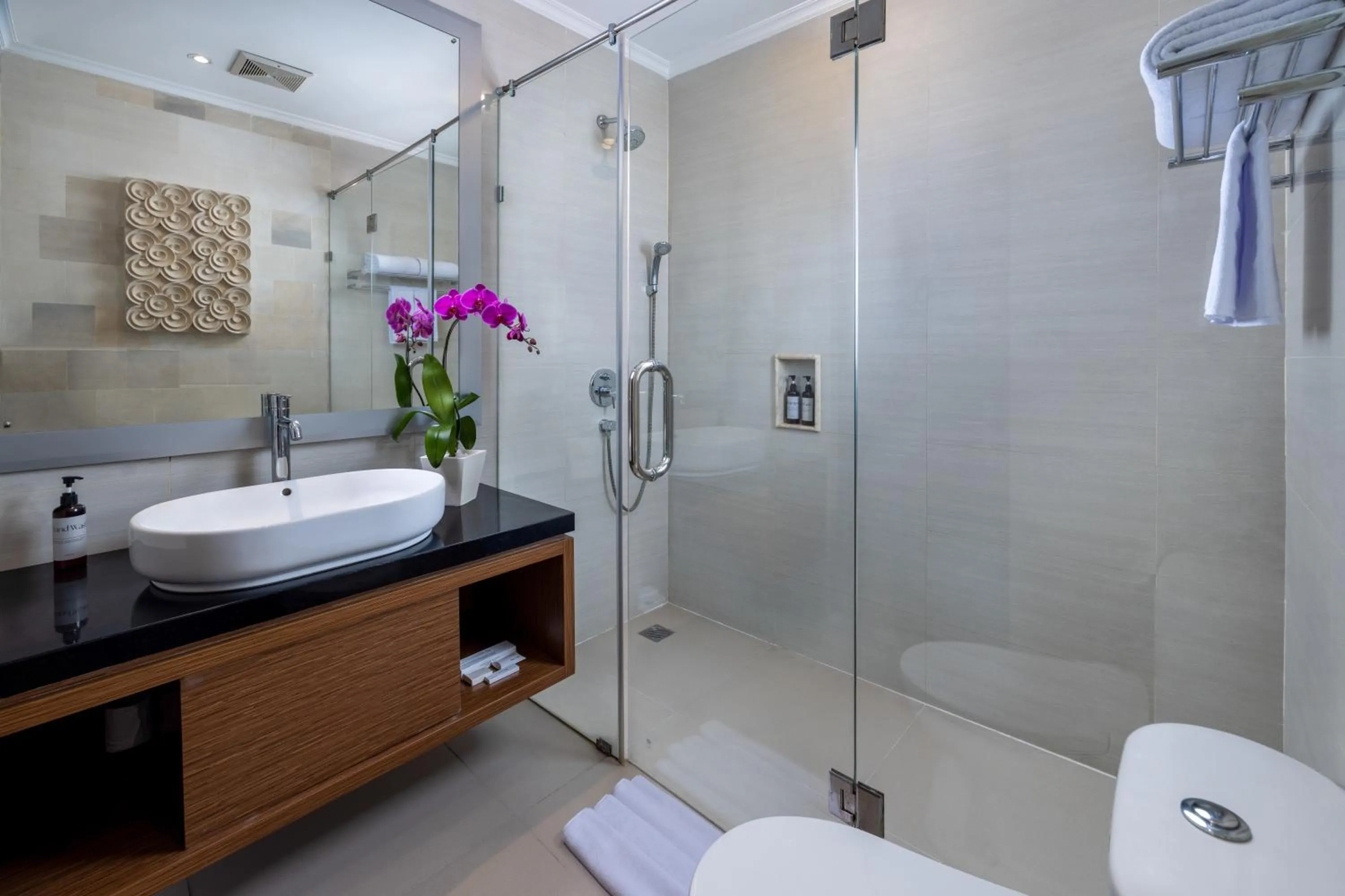 Bathroom in Adhi Jaya Hotel